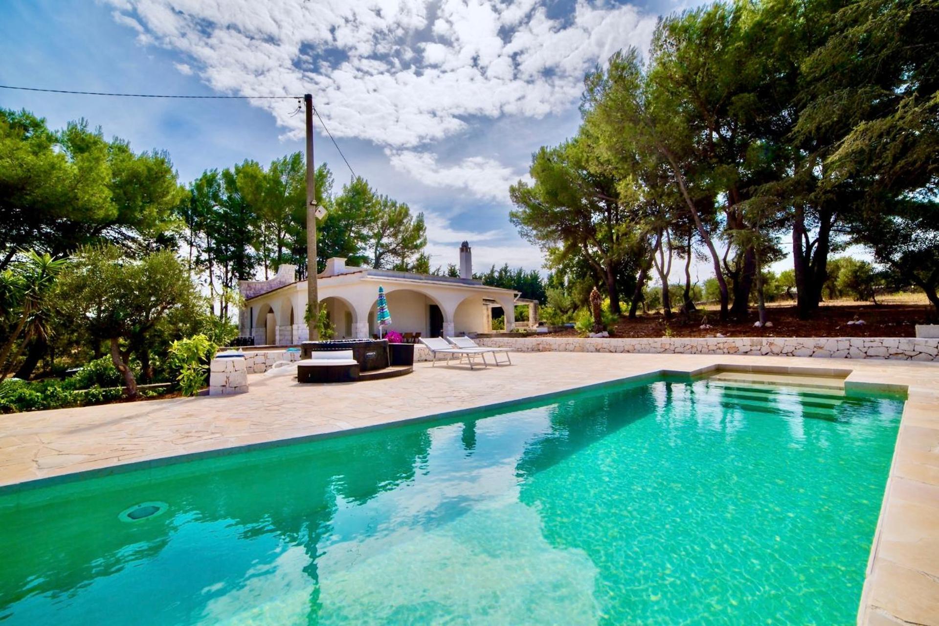 Villa Rai en Ostuni — recepcion & lobby