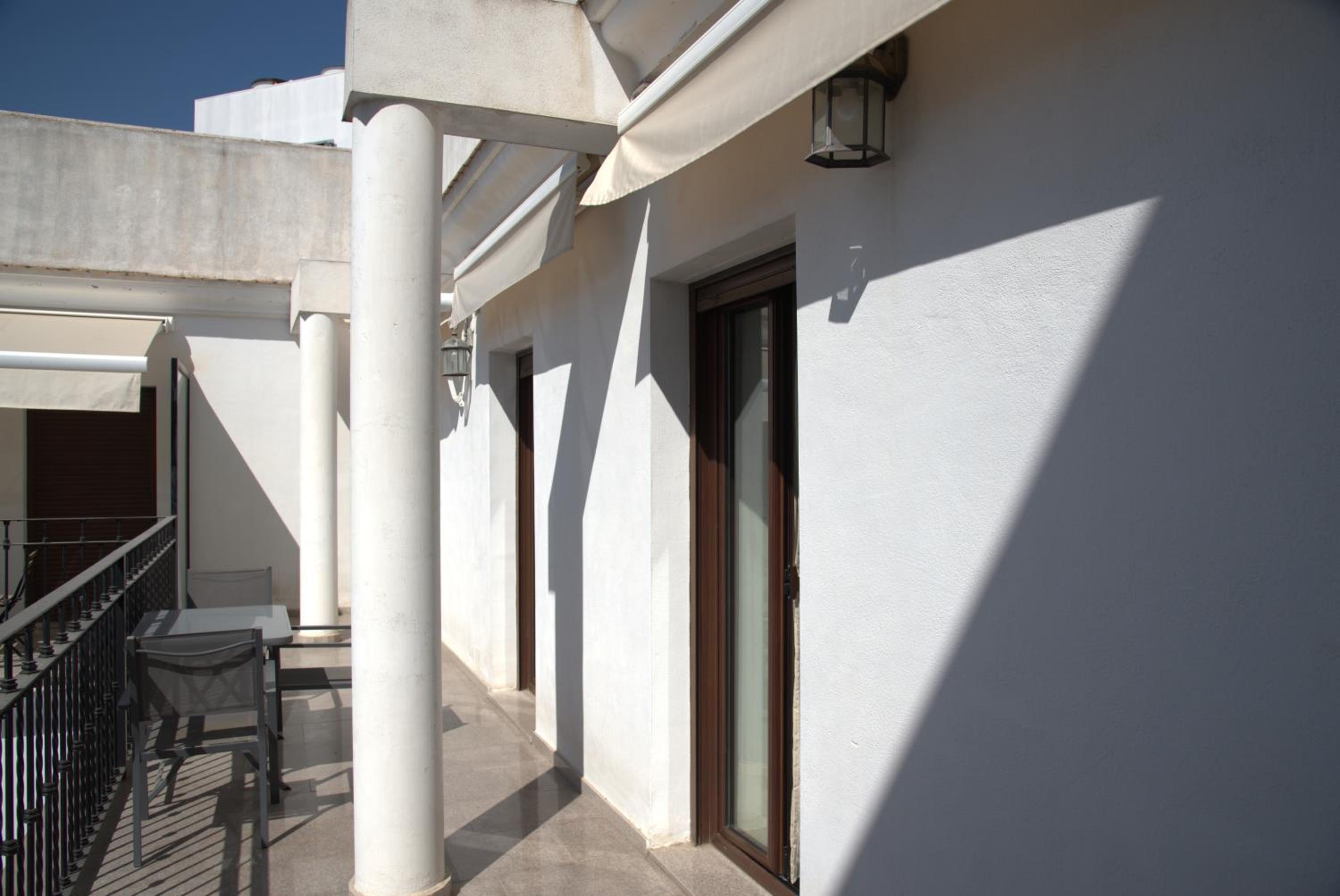 Modern Atico, Close Macarena/Sevilla center view 2