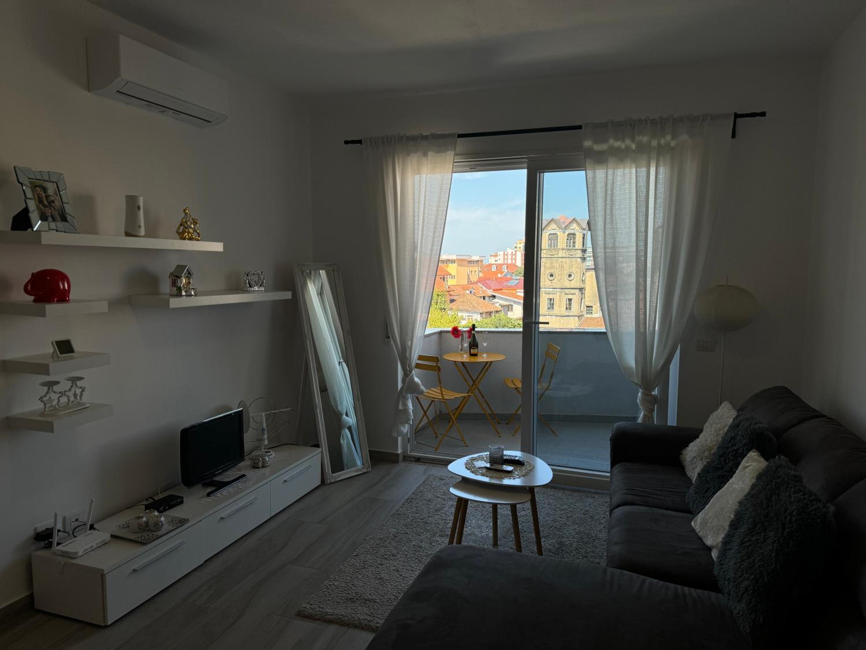 Apartment Center
