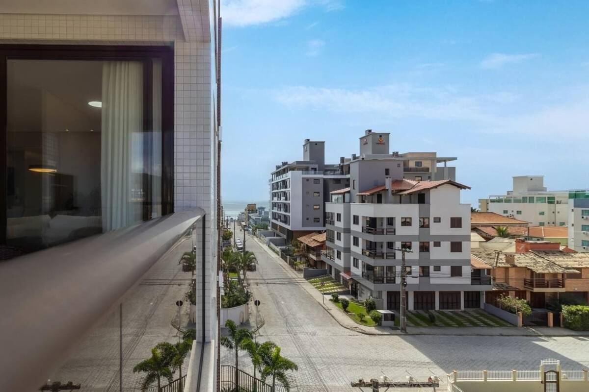Edifício San Diego em Bombas - SC