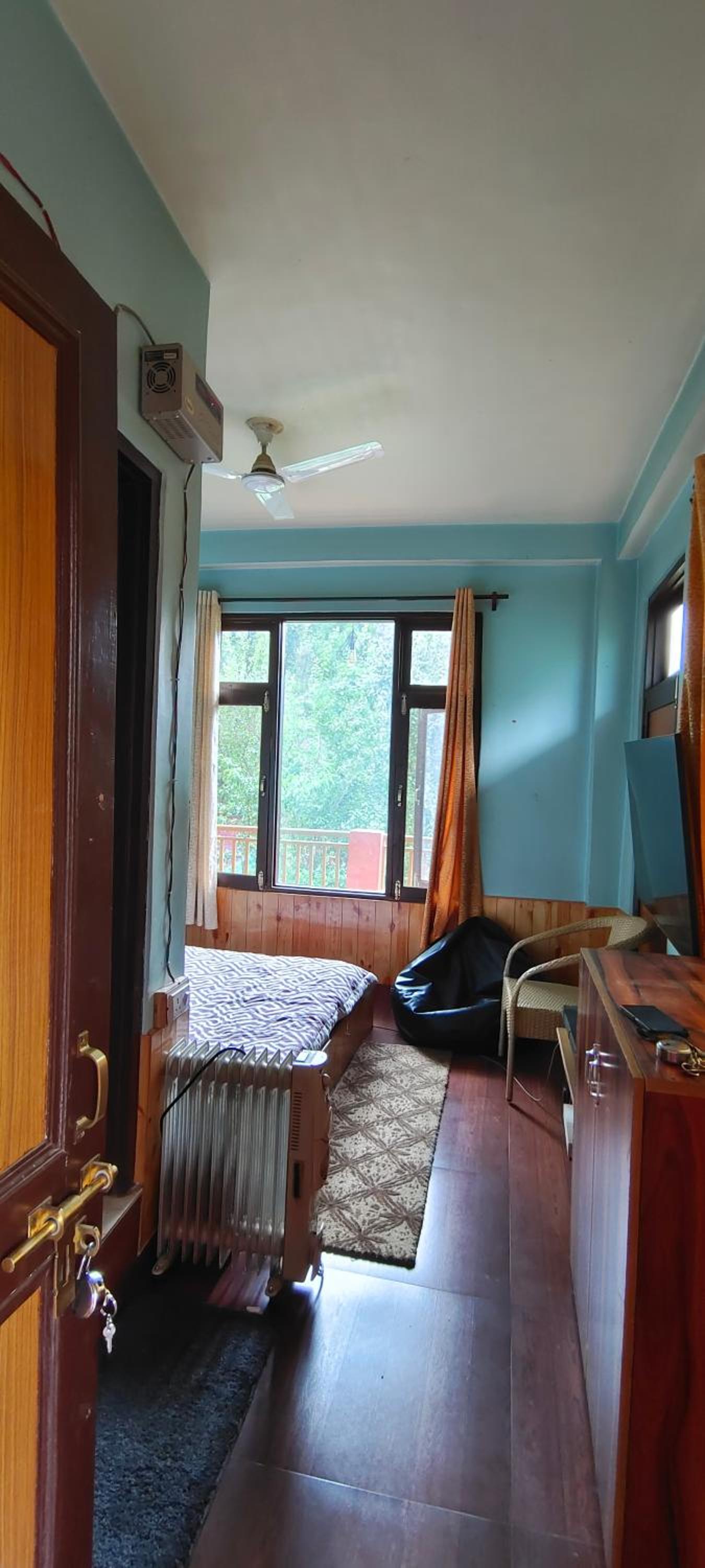 त्रिnity homestay