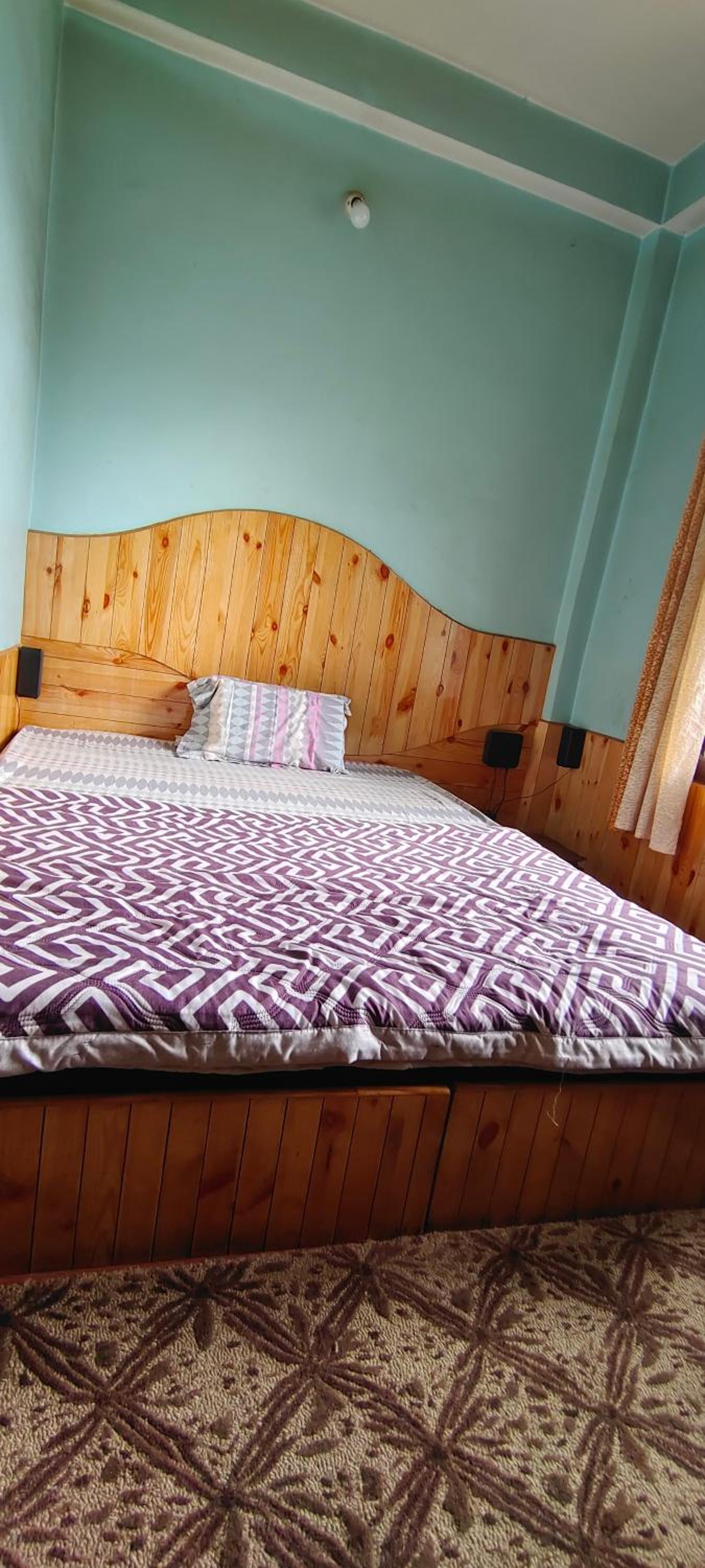 त्रिnity homestay