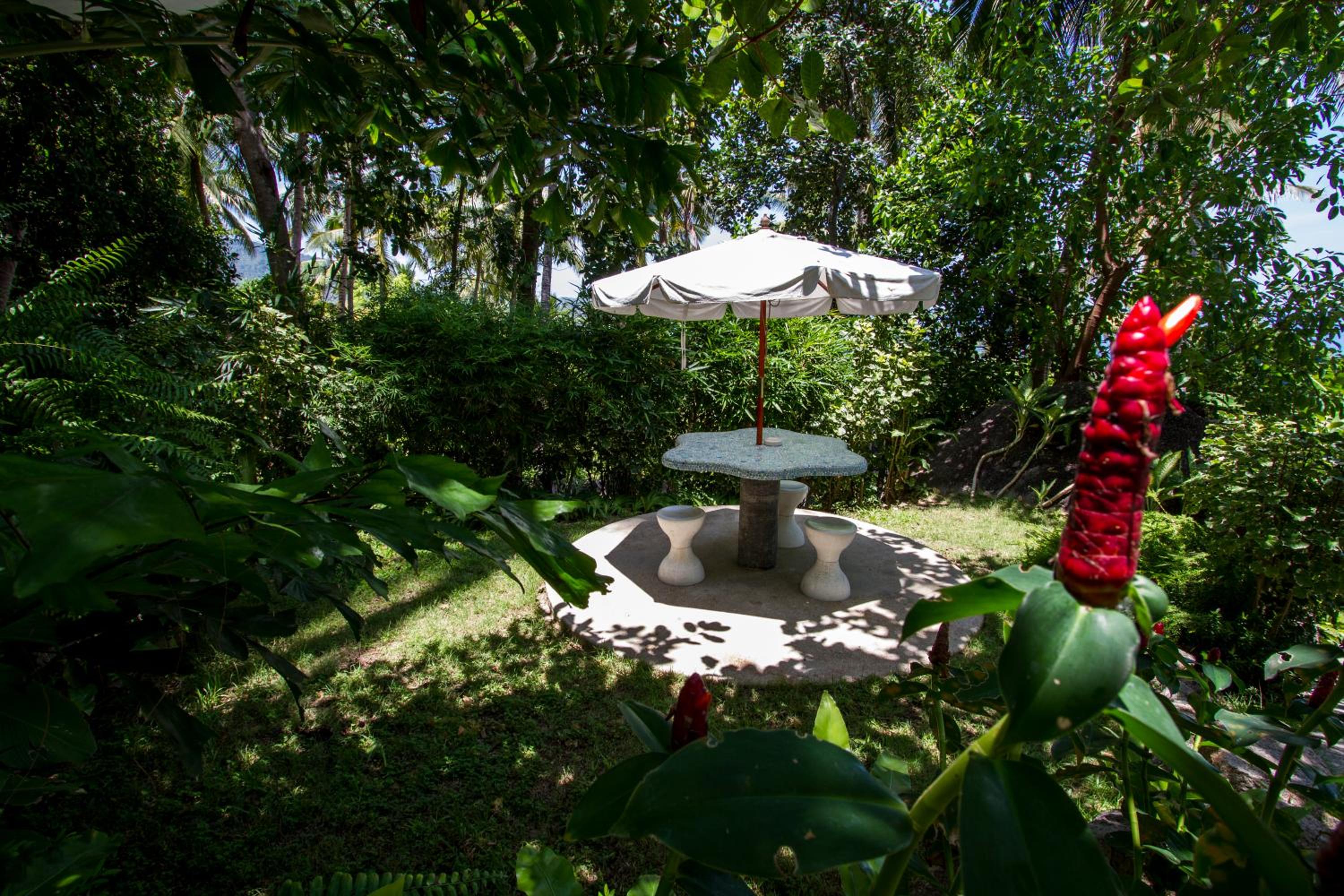 Monkey Flower Villas