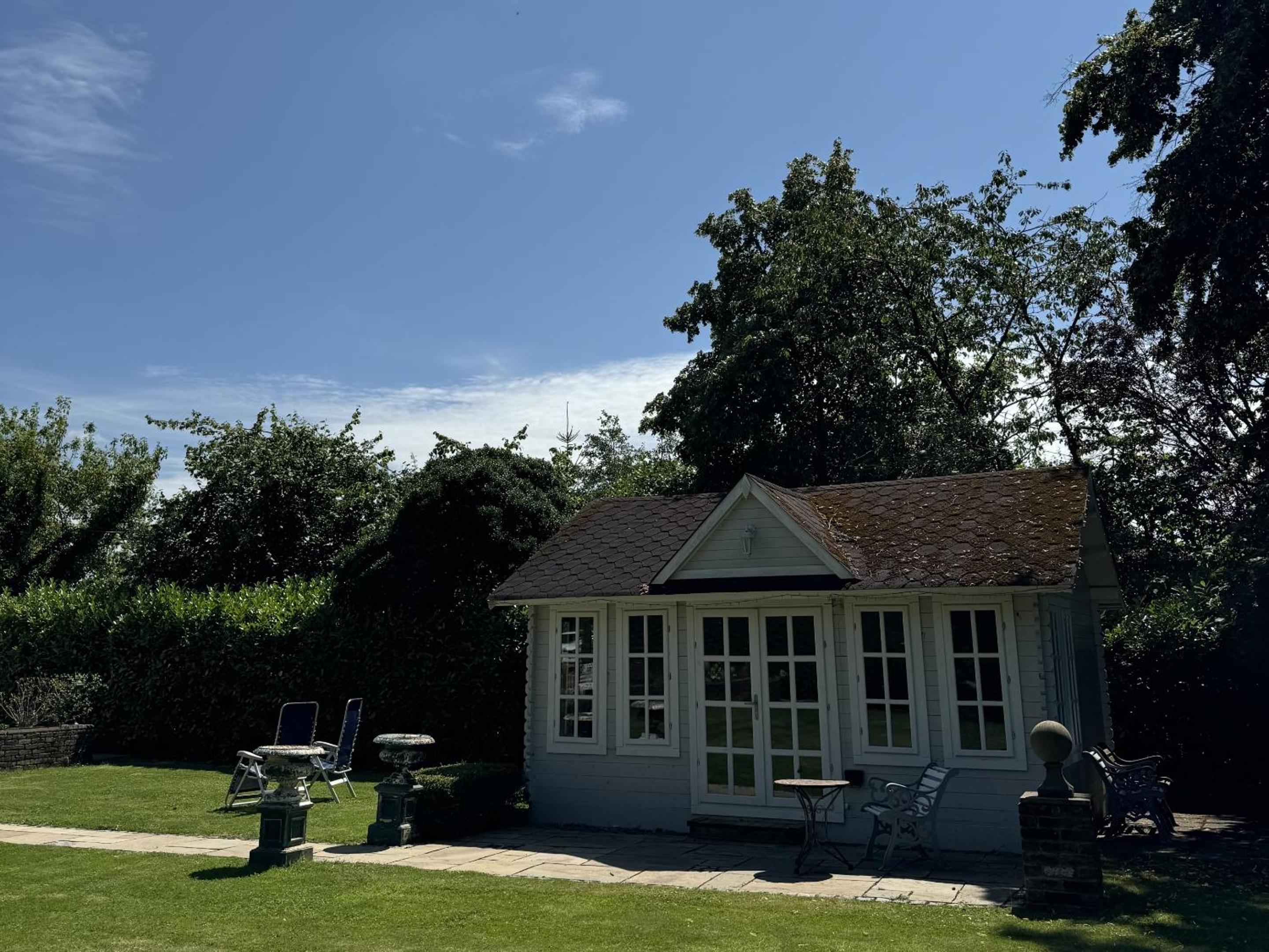 Hookwood Lodge
