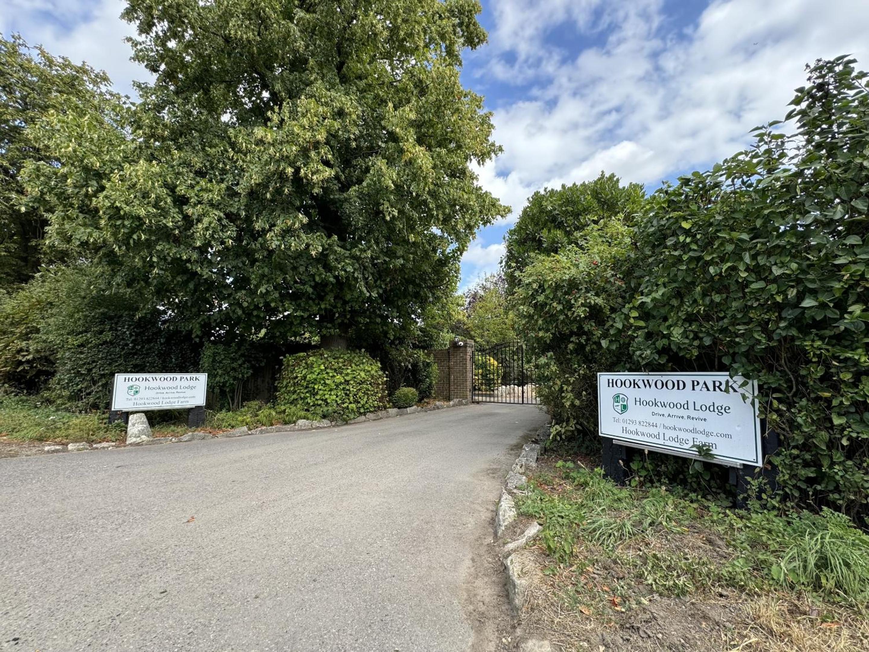 Hookwood Lodge