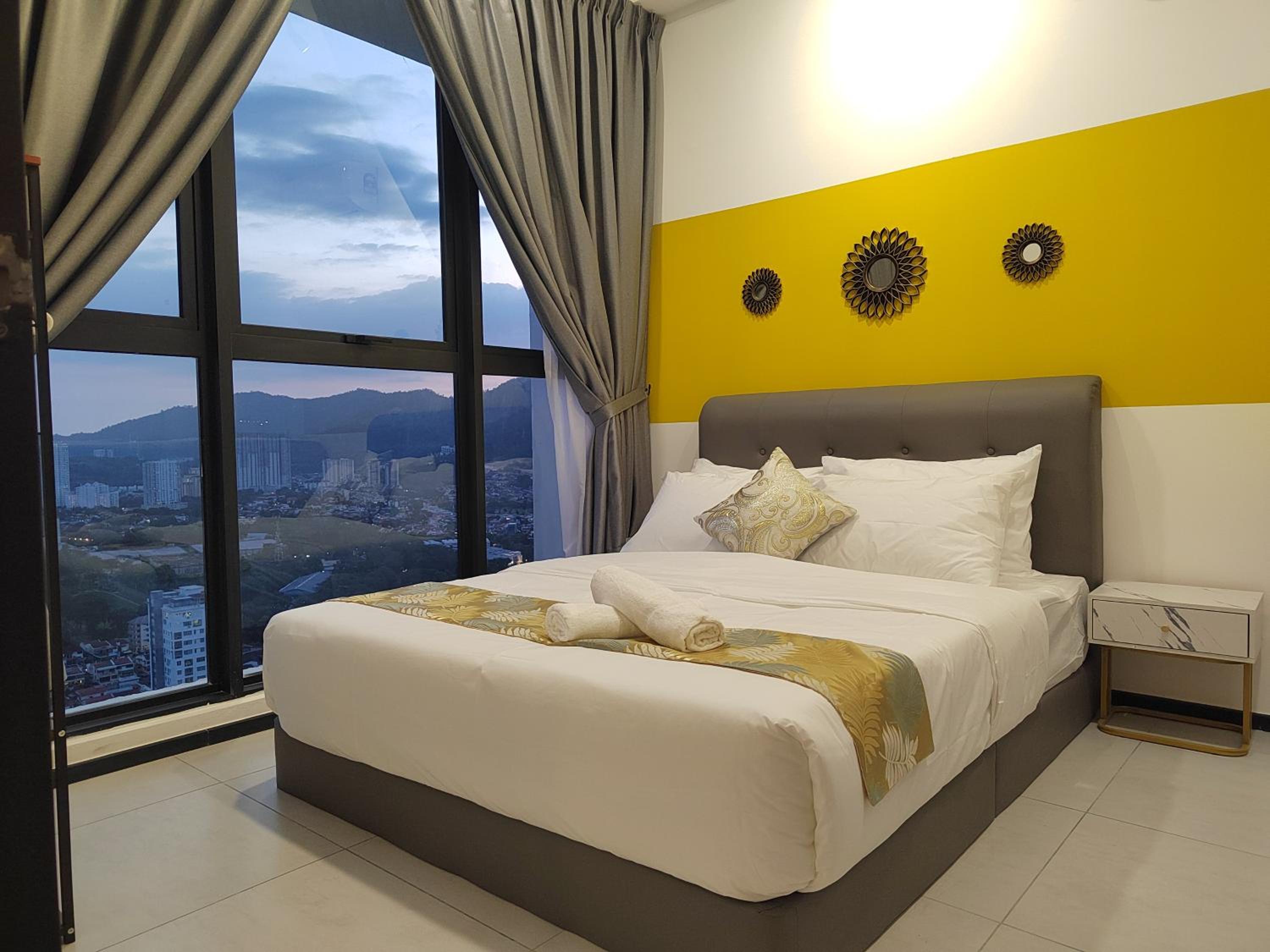 Seaview Infinity Pool , 40th , 9pax, 3Rooms 2Carpark photo 7