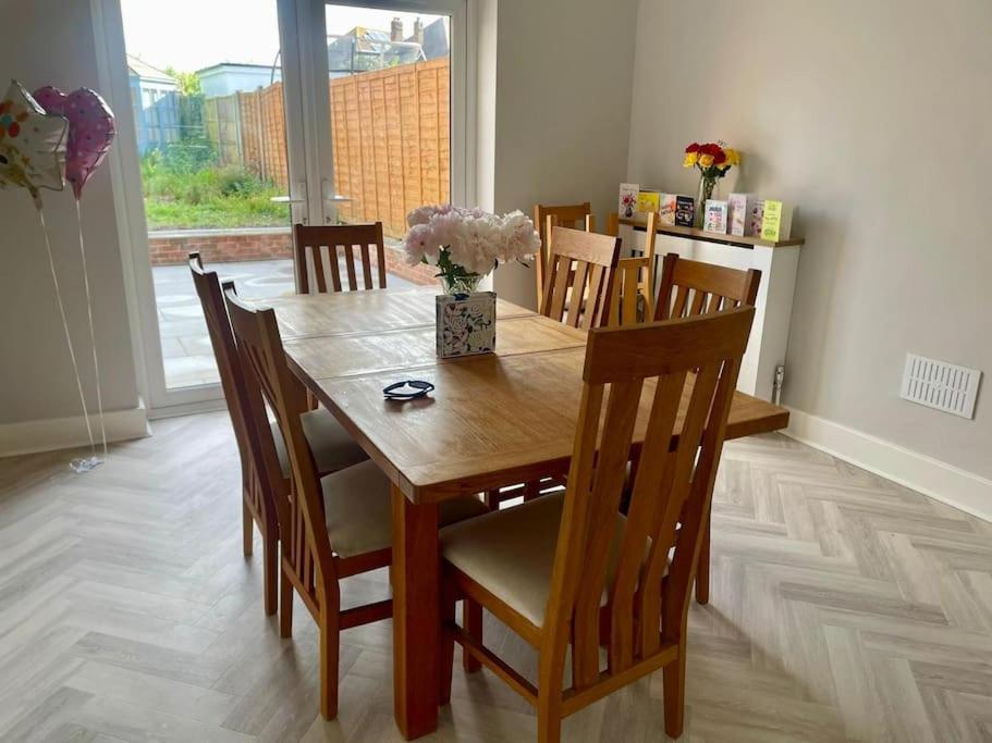Charming 3-Bedroom House with Private Garden
