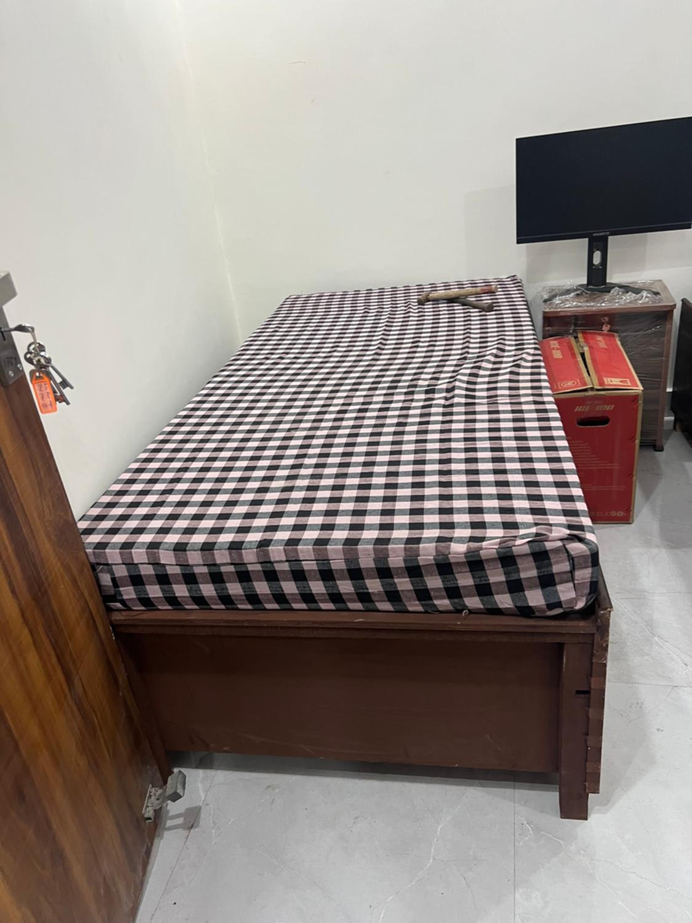 Singhal PG-Rooms view 4