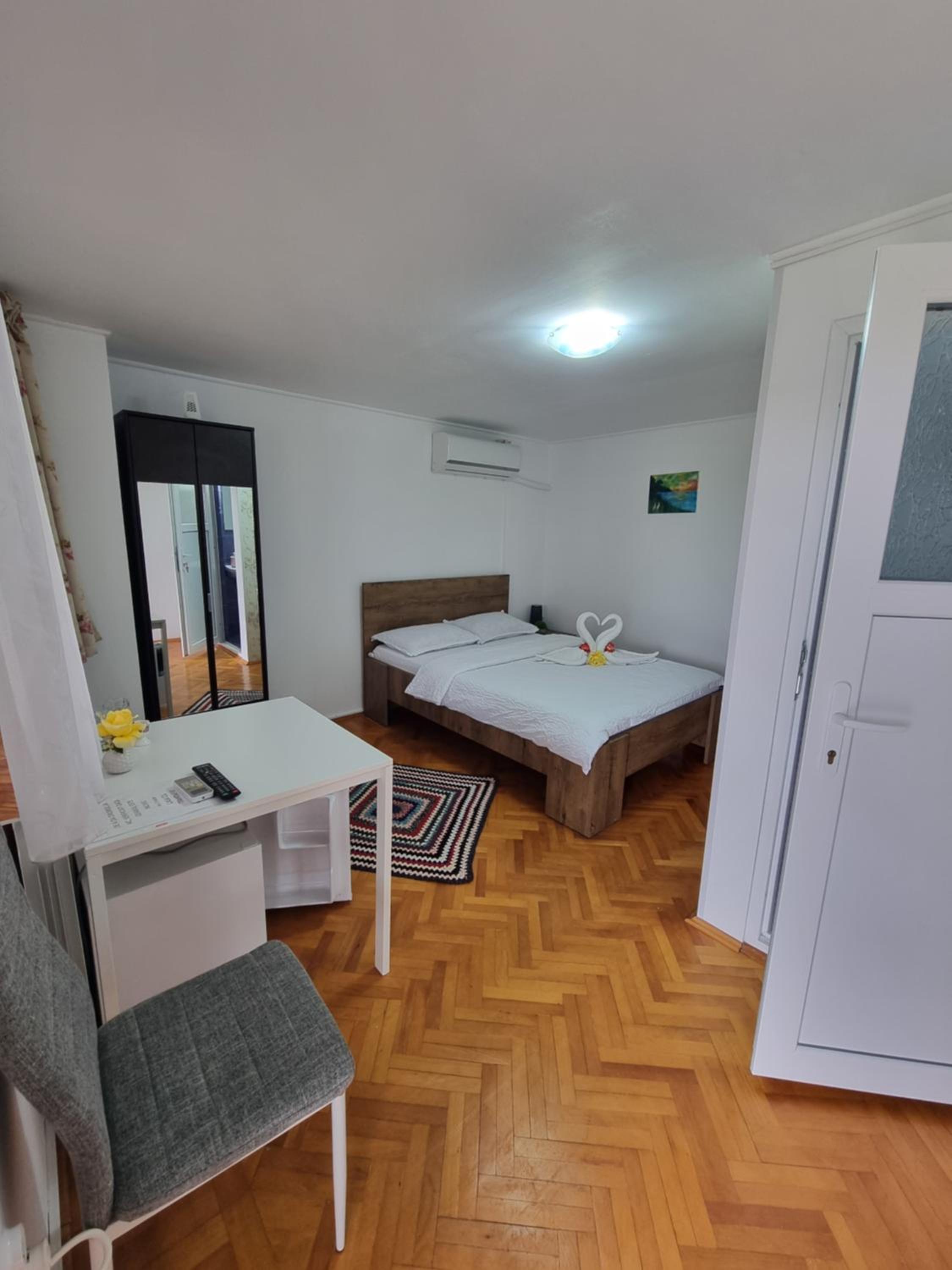Casa cu Trandafiri Murighiol