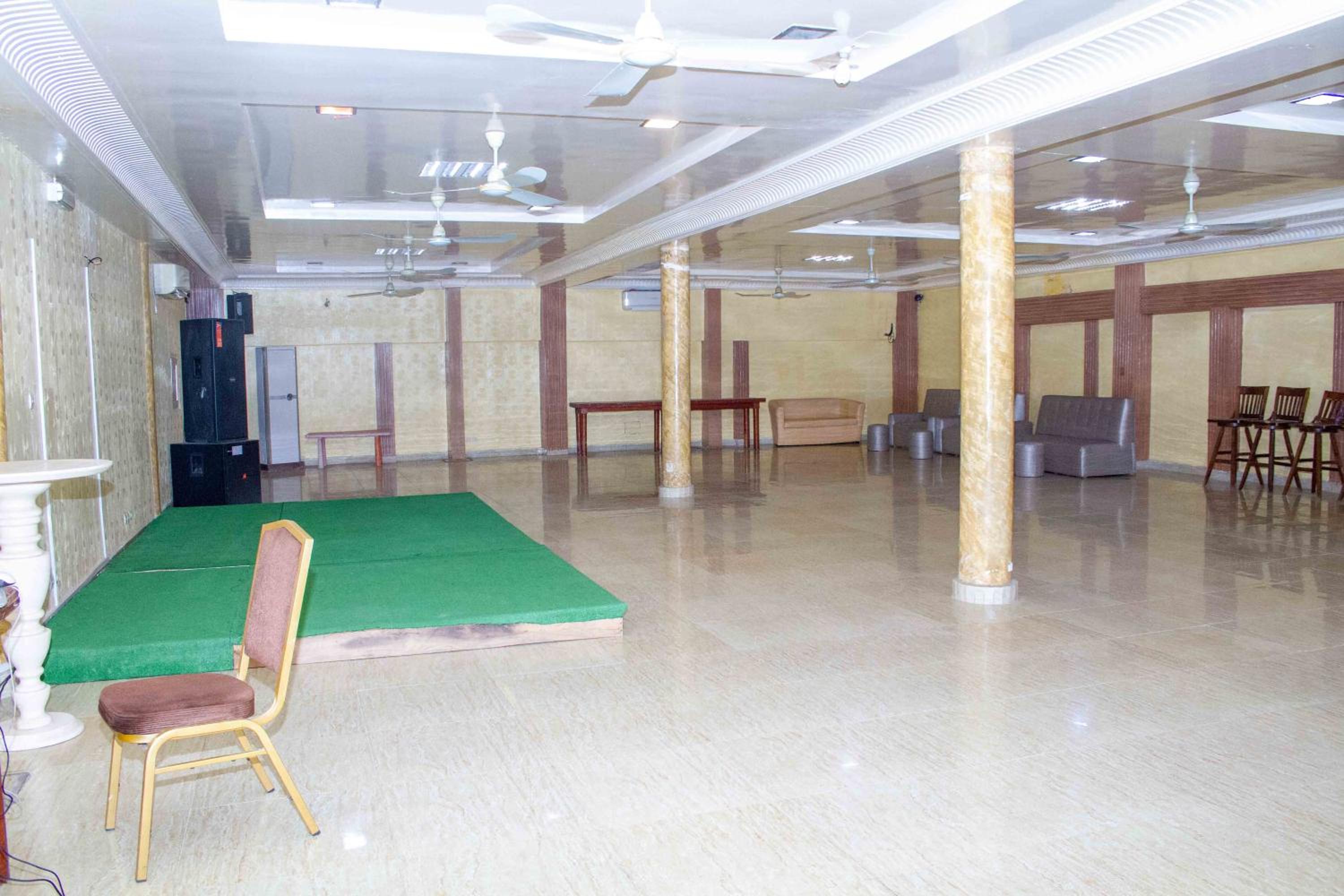 meeting & event spaces