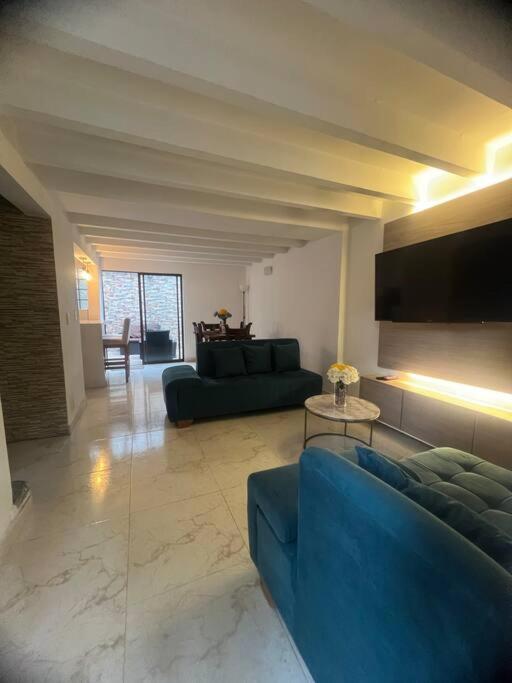Espectacular Casa Familiar