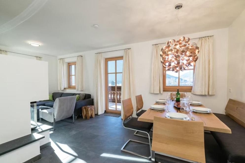 Alpin Residenzen Panoramabahn by Alpina-Holiday
