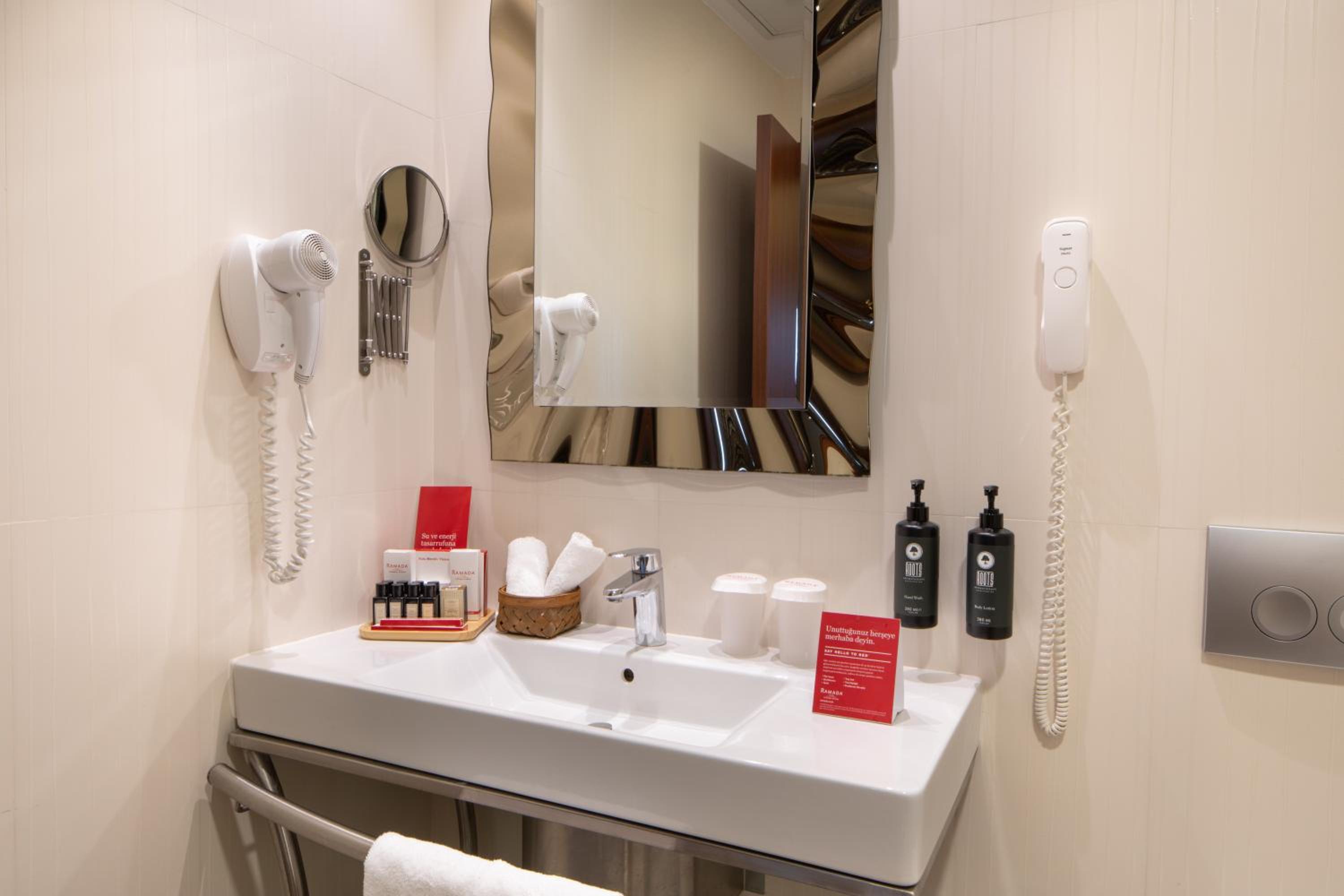 Ramada Plaza by Wyndham İstanbul Ataköy - Image 70