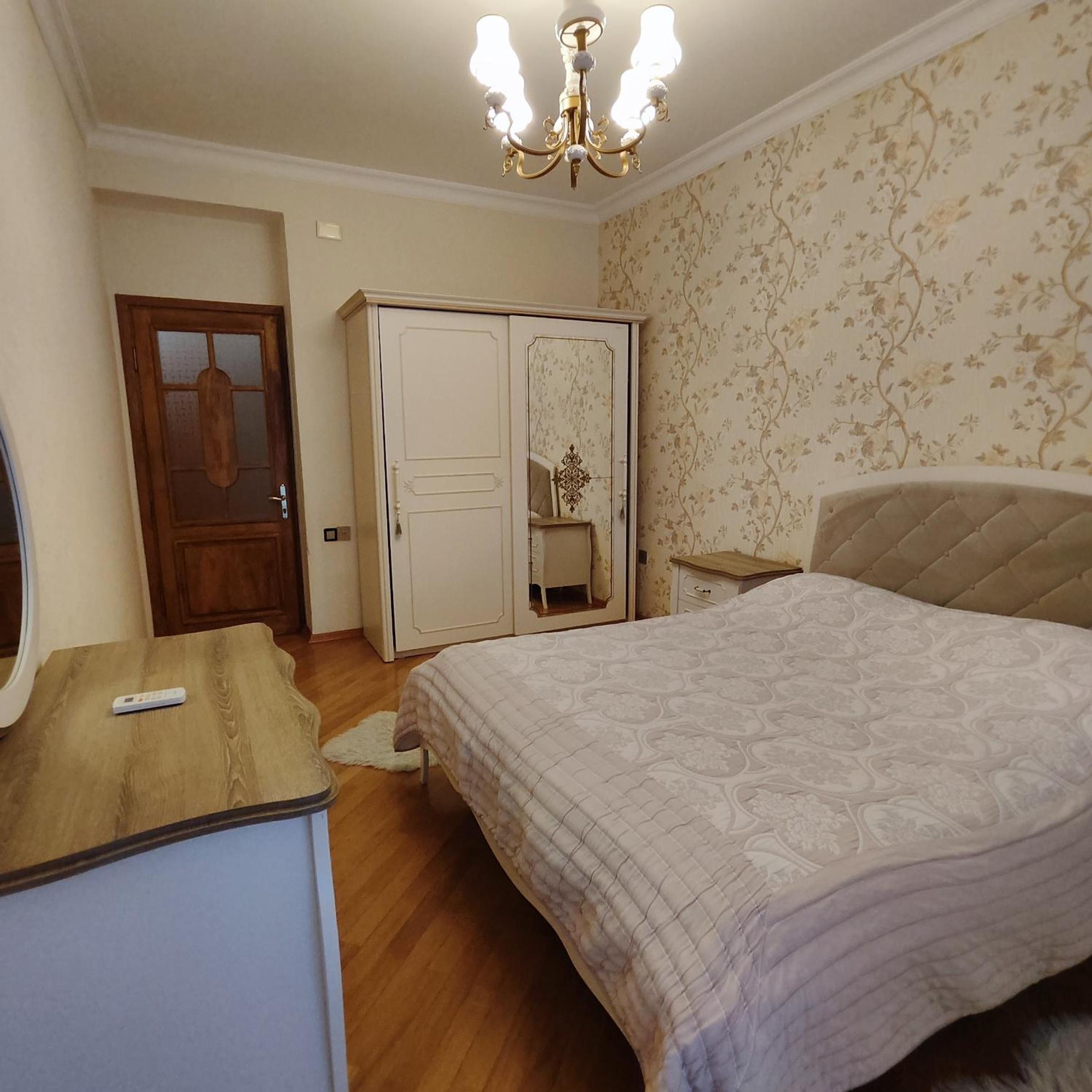 Apartment near to 28 May Metro station