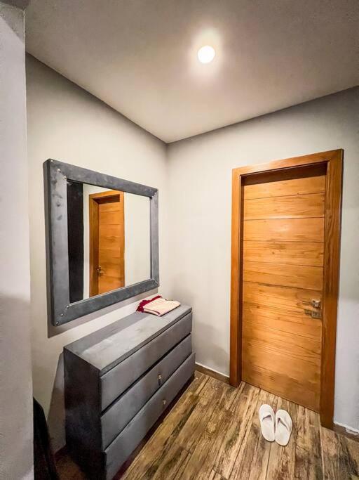 The Jade 1BHK Luxury Apartment Self Check-in view 5