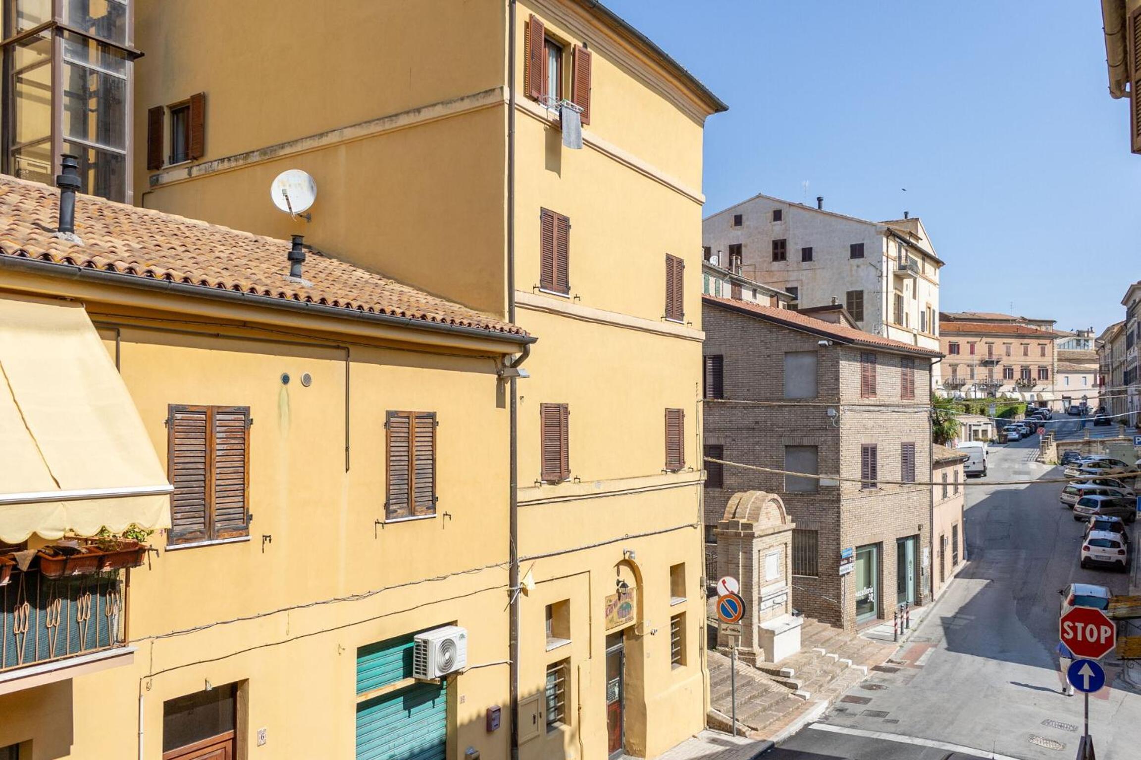 Italian Experience- Loreto Suite Apartment view 3