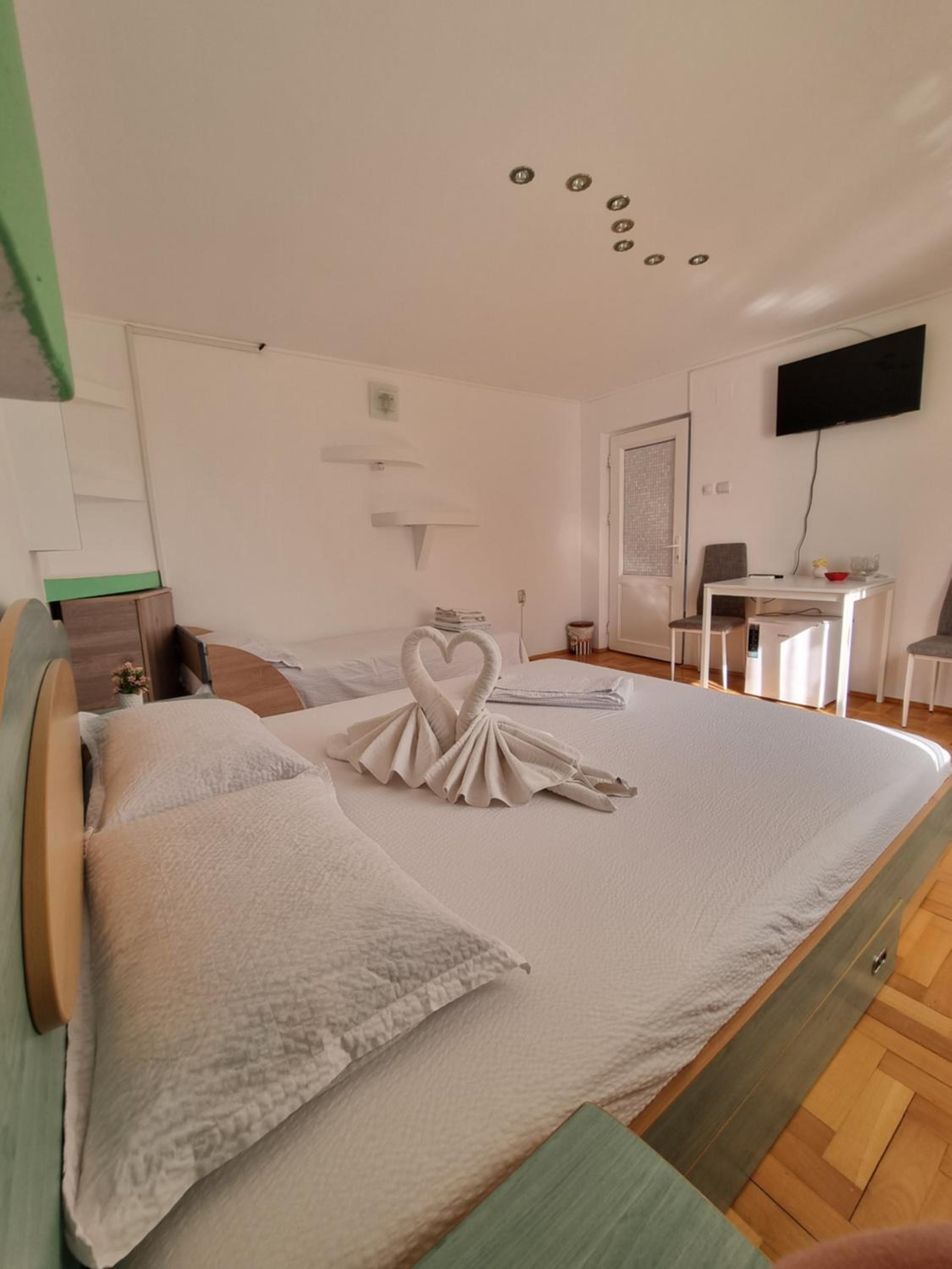 Casa cu Trandafiri Murighiol