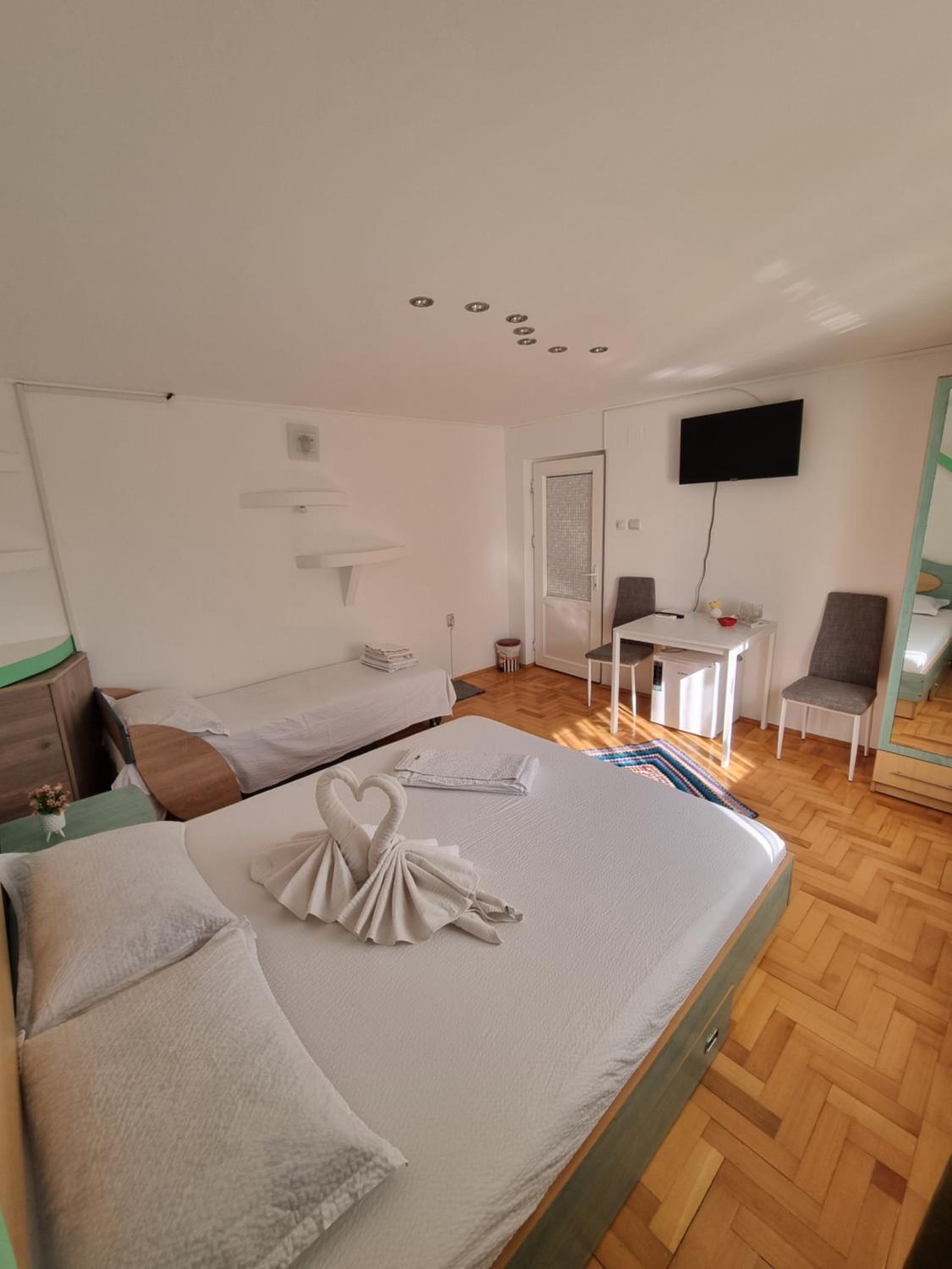 Casa cu Trandafiri Murighiol