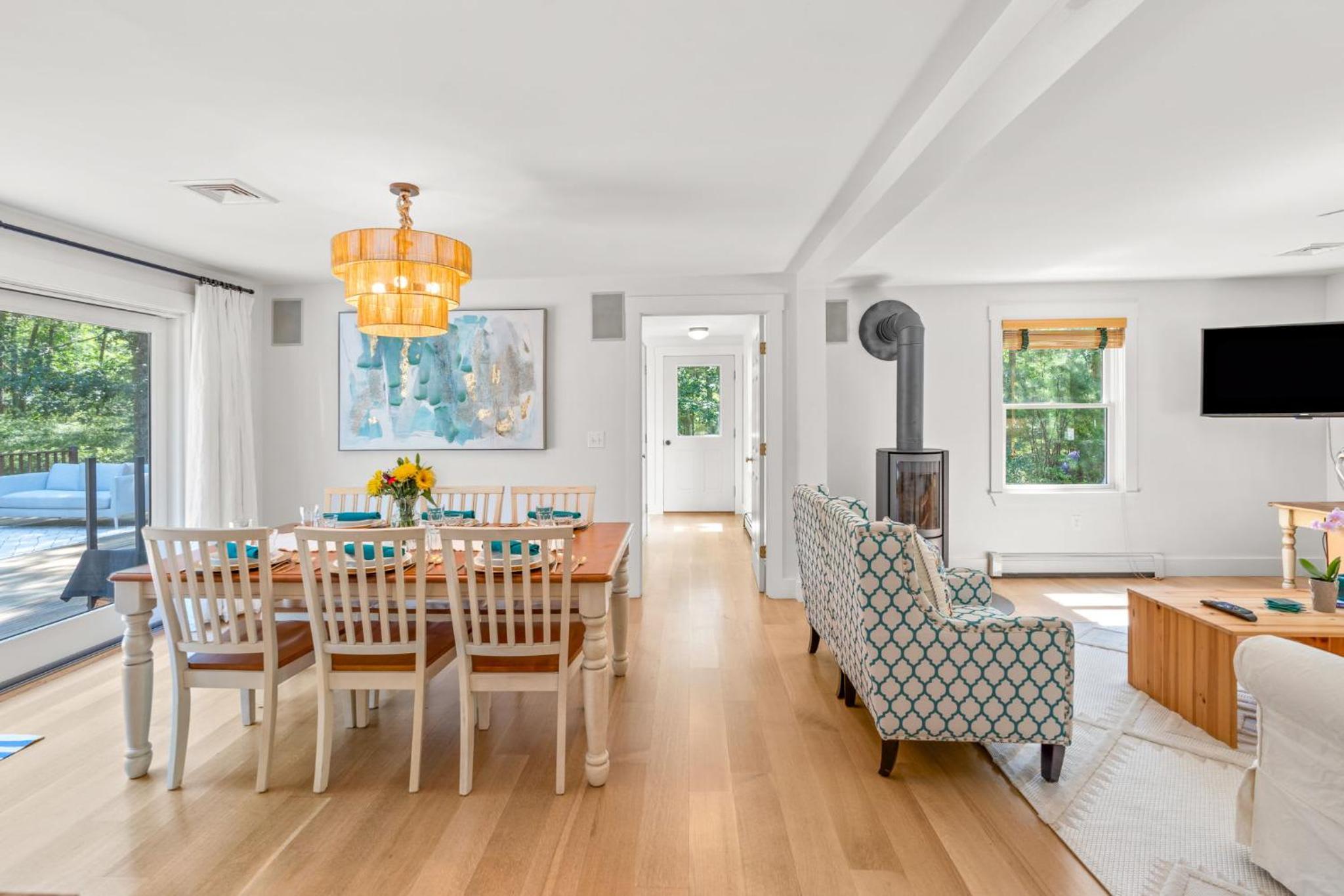 Vineyard Haven Hideaway view 3