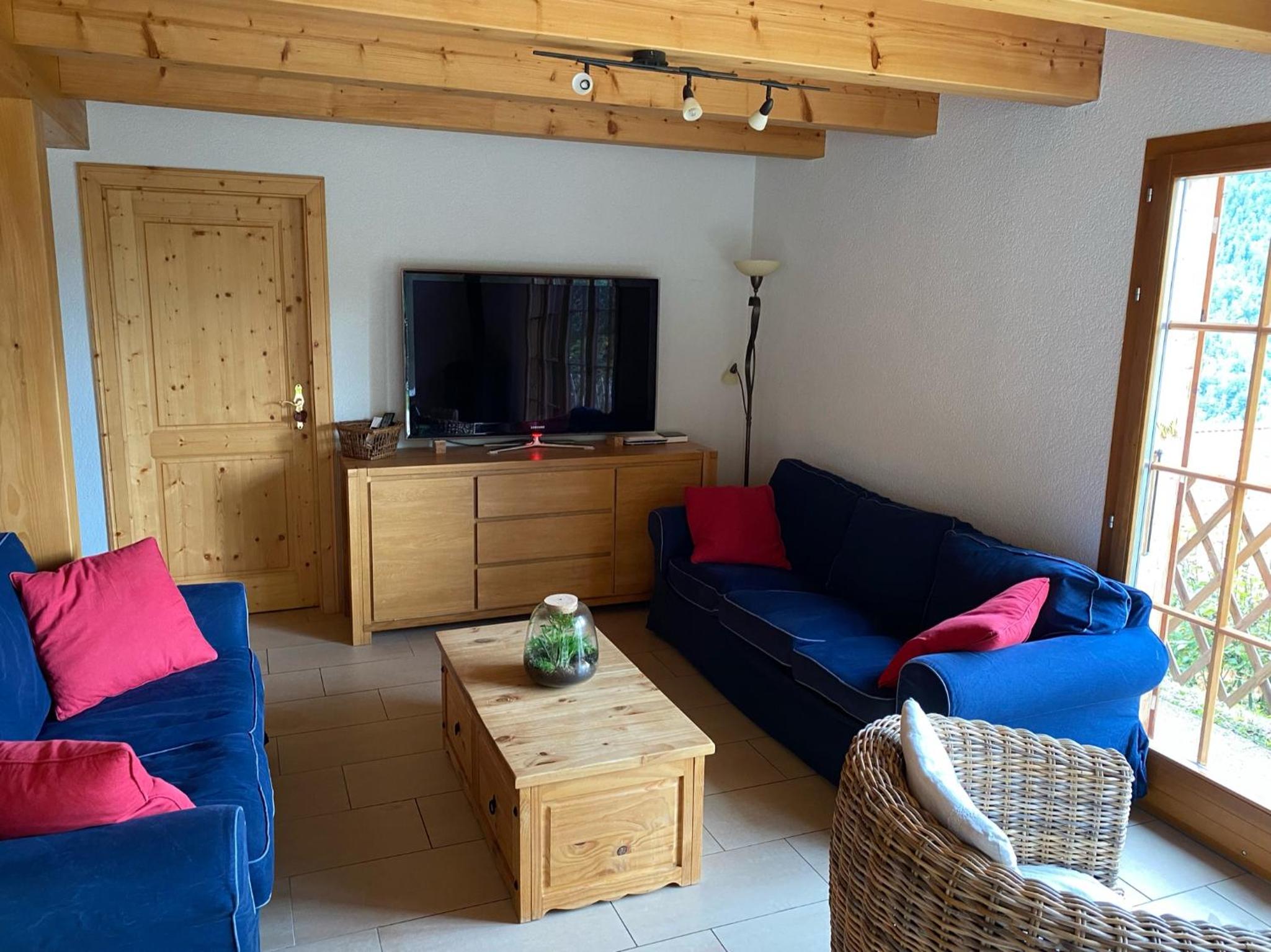 Chalet Alpilles - Chalet familial, récent, tout équipé view 4