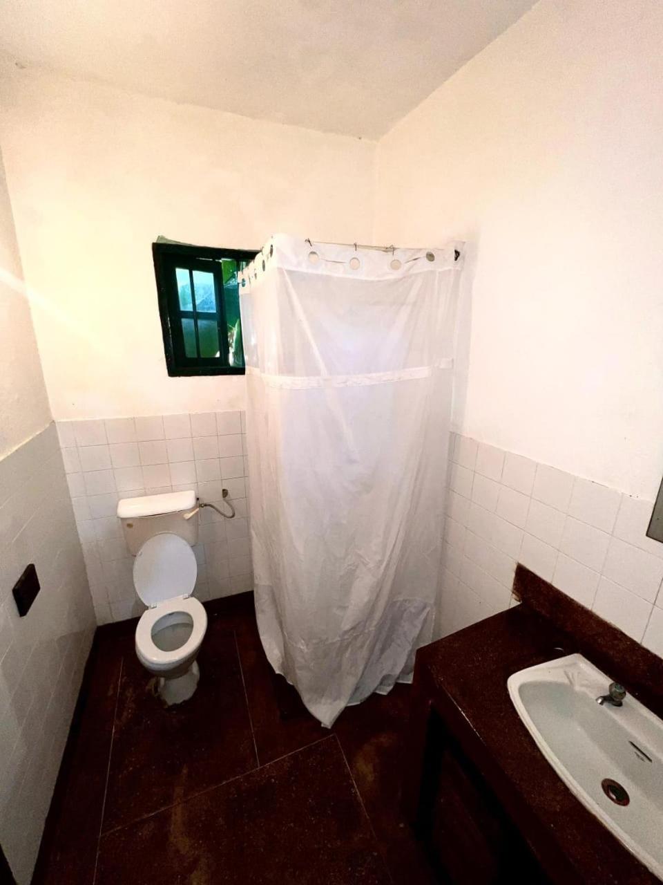 1 Bedroom With Swimming Pool