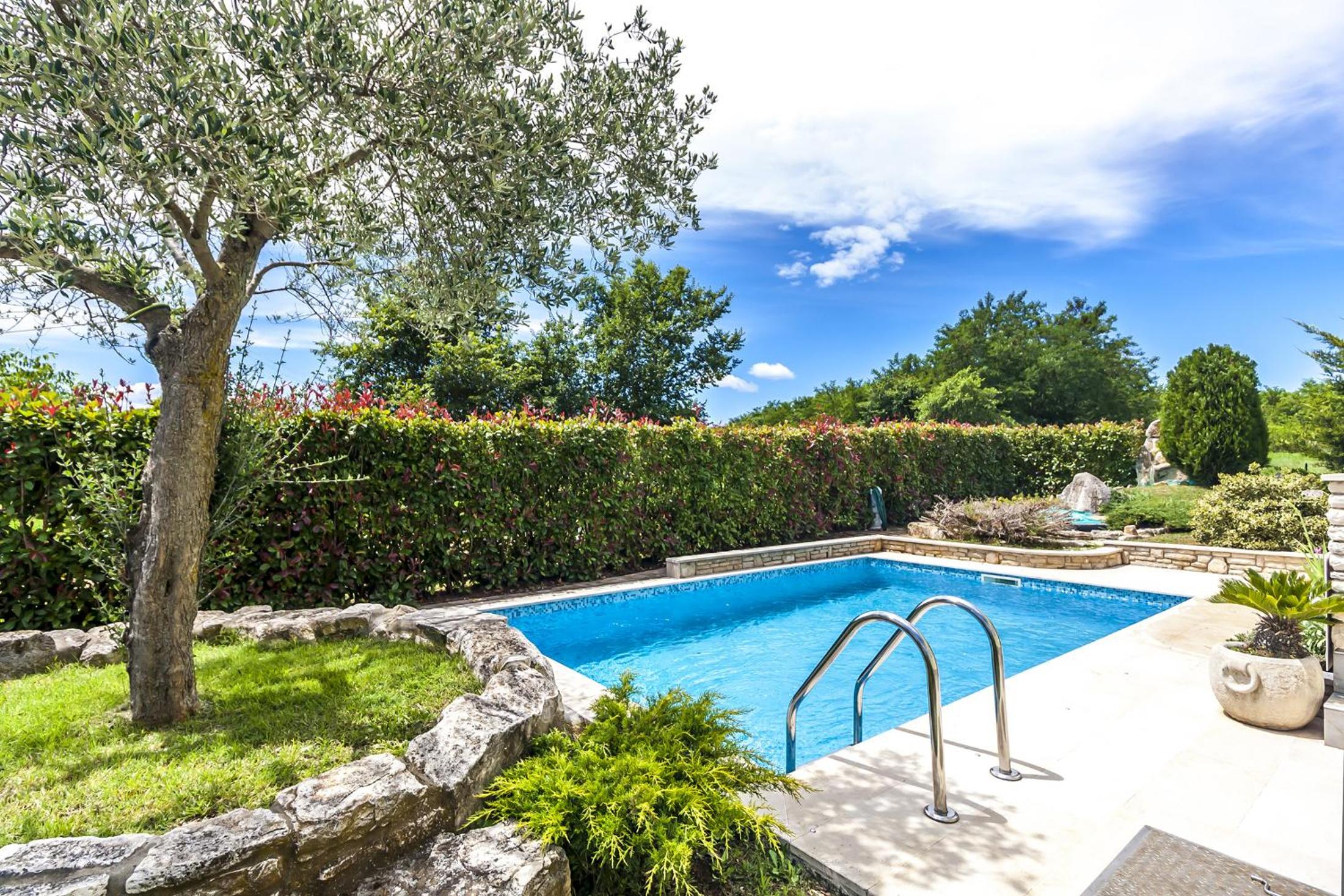 Villa Sole Istria near Pula for 7 people with jacuzzi and children playground view 2