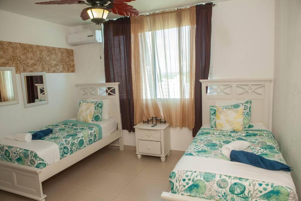 Beach Side Escape-Playa Blanca view 2