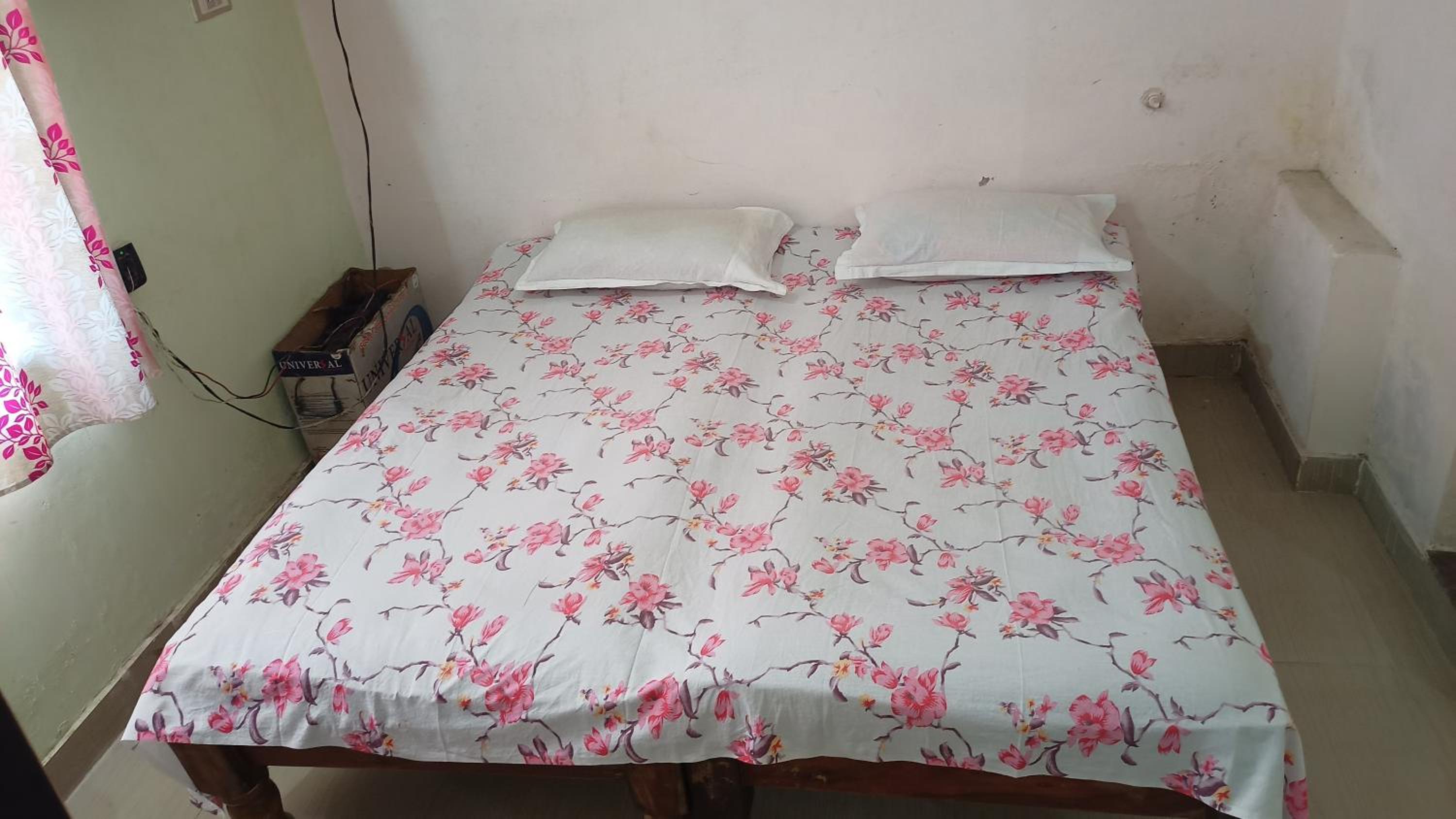 Flora Homestay
