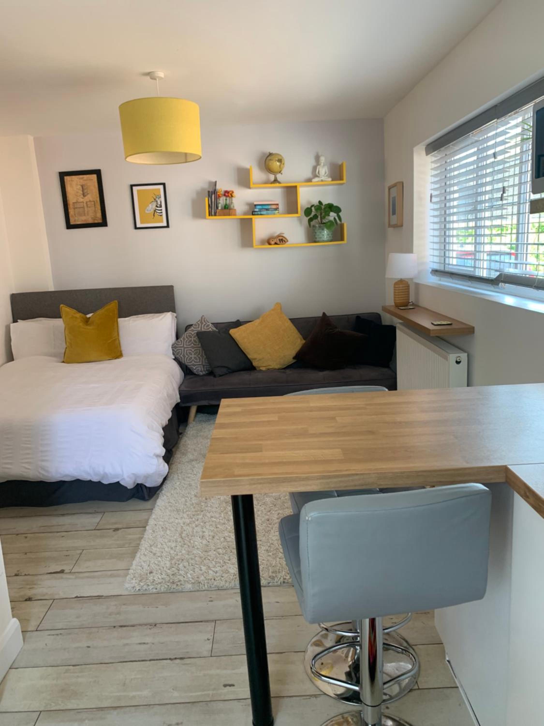 The Beehive - Self Contained Studio by The Sea view 5