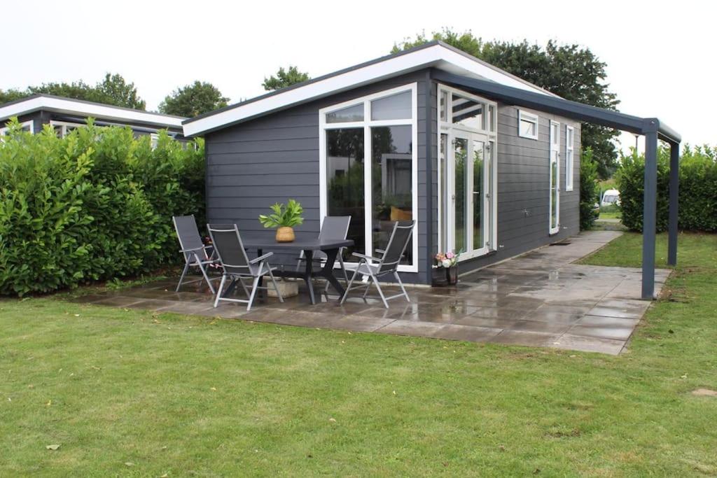 Vakantiehuis met vijverzicht