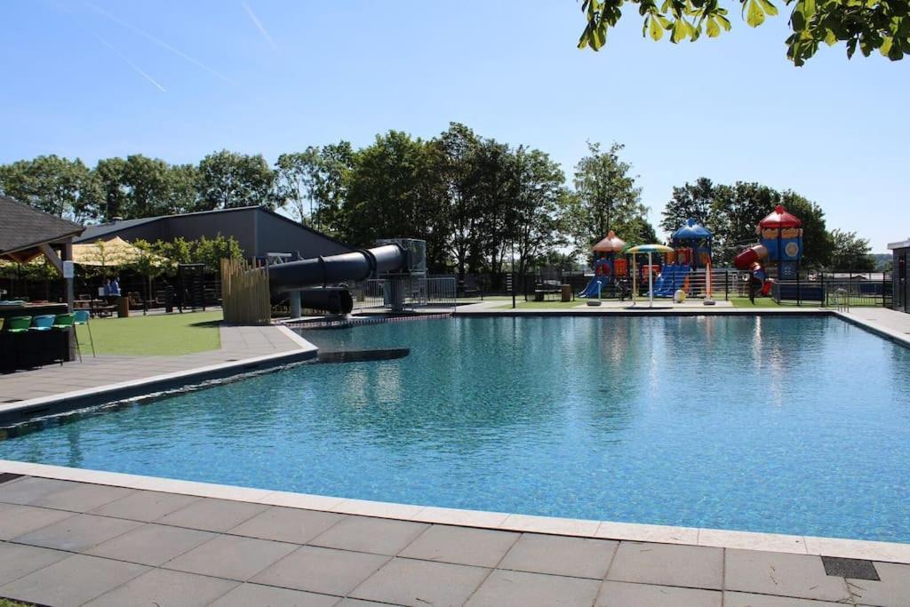Vakantiehuis met vijverzicht