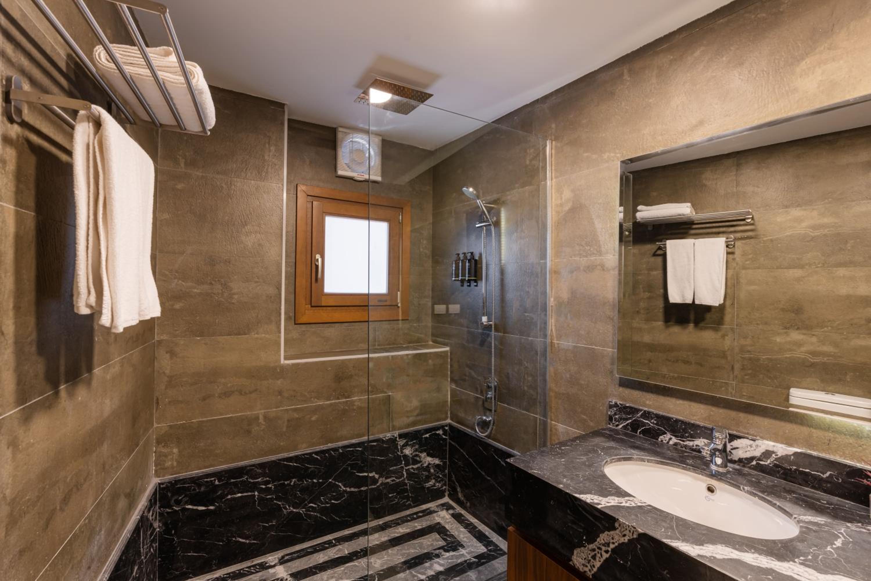 Zamalek Serviced Apartments by Brassbell
