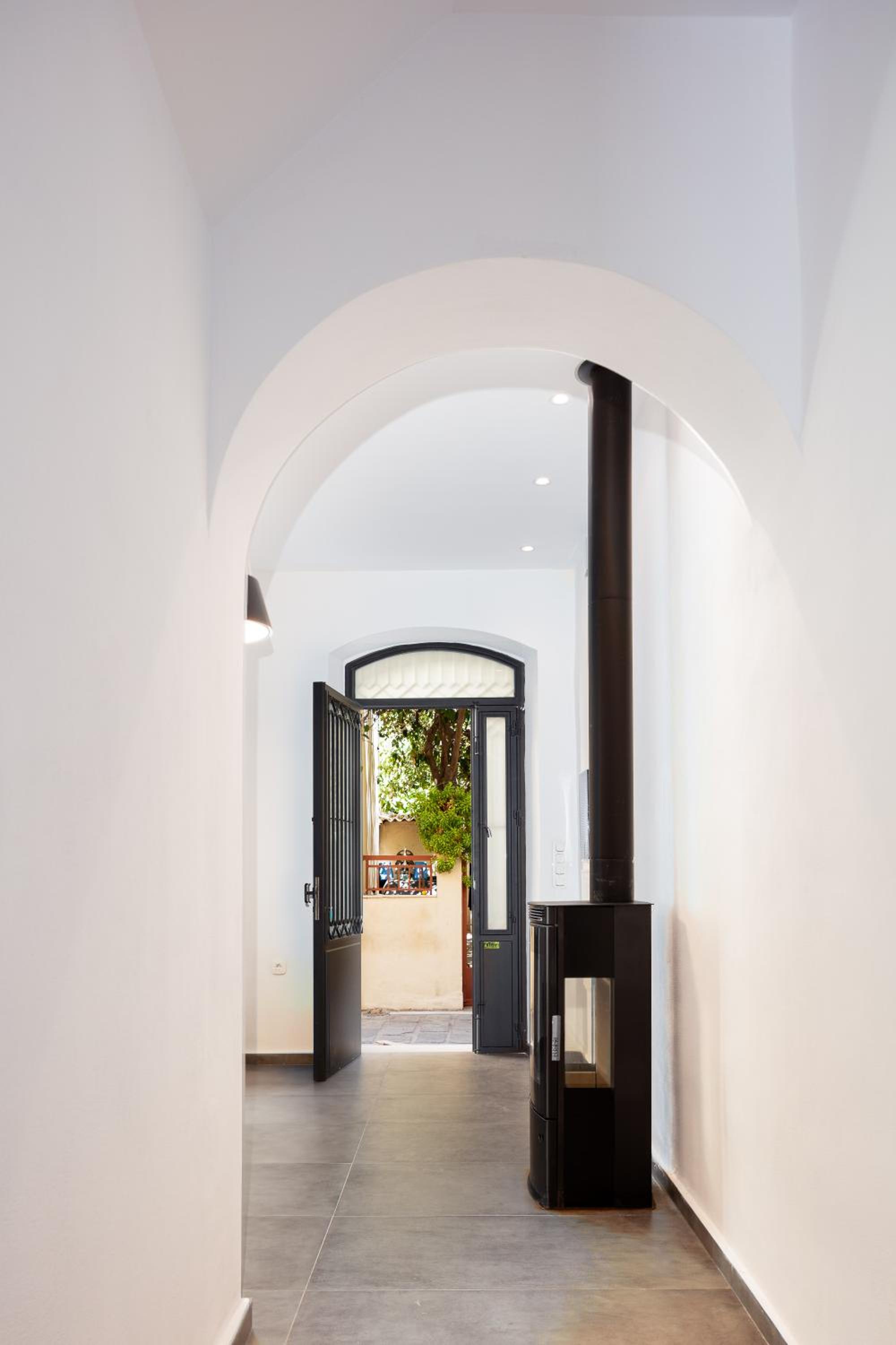 Selene Home view 4