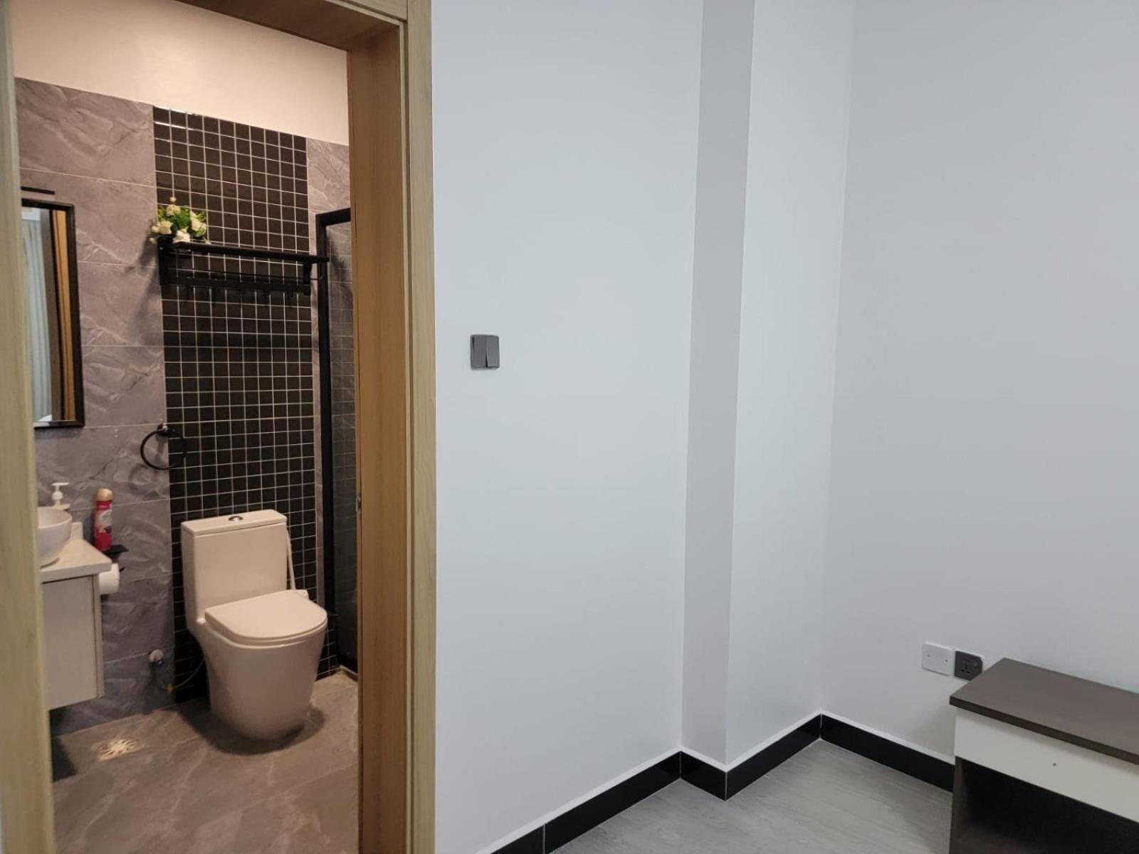 The executive elegantly furnished apartments near Yaya center view 2