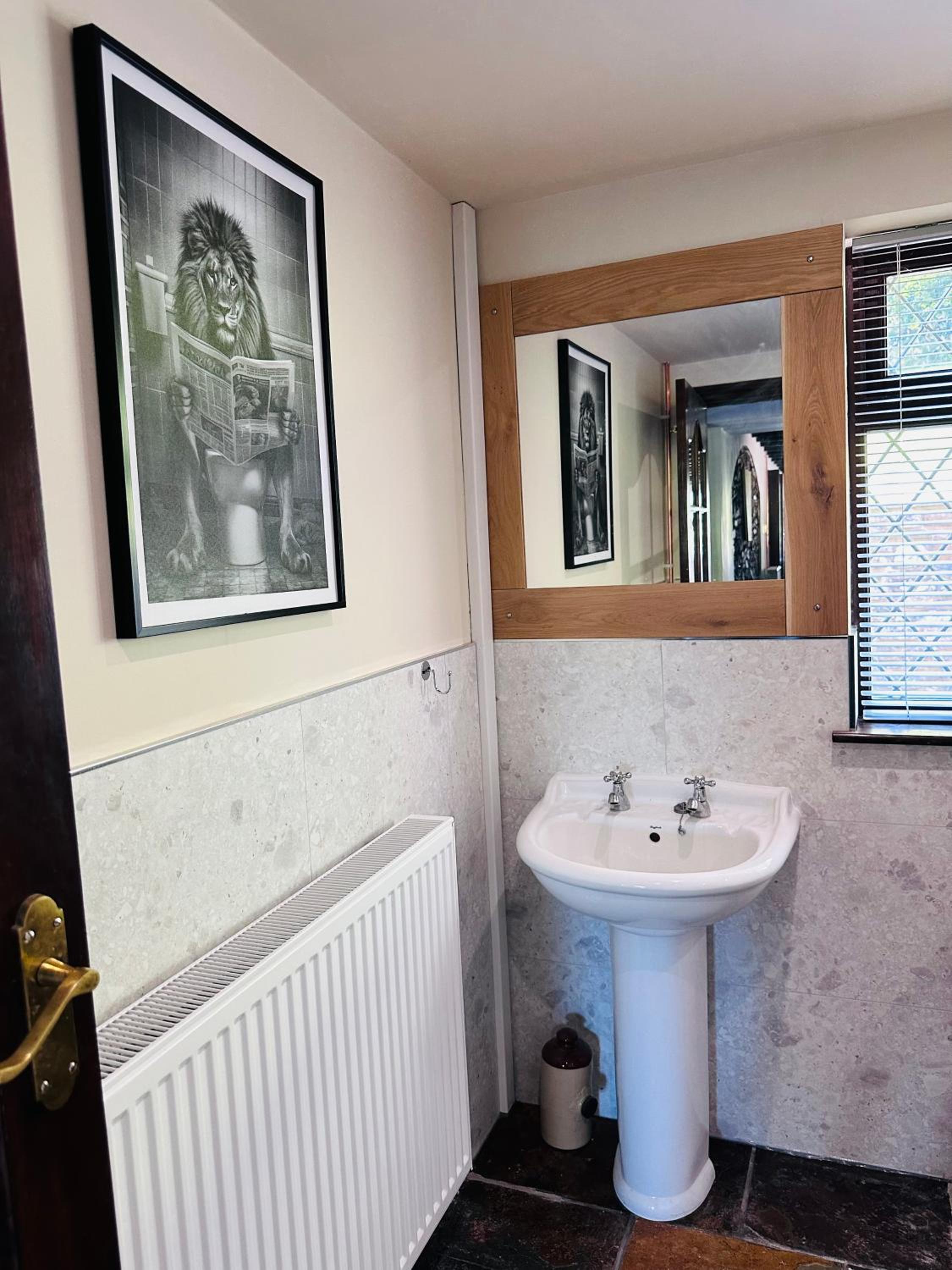 Luxe Farmhouse Getaway in Carmarthenshire