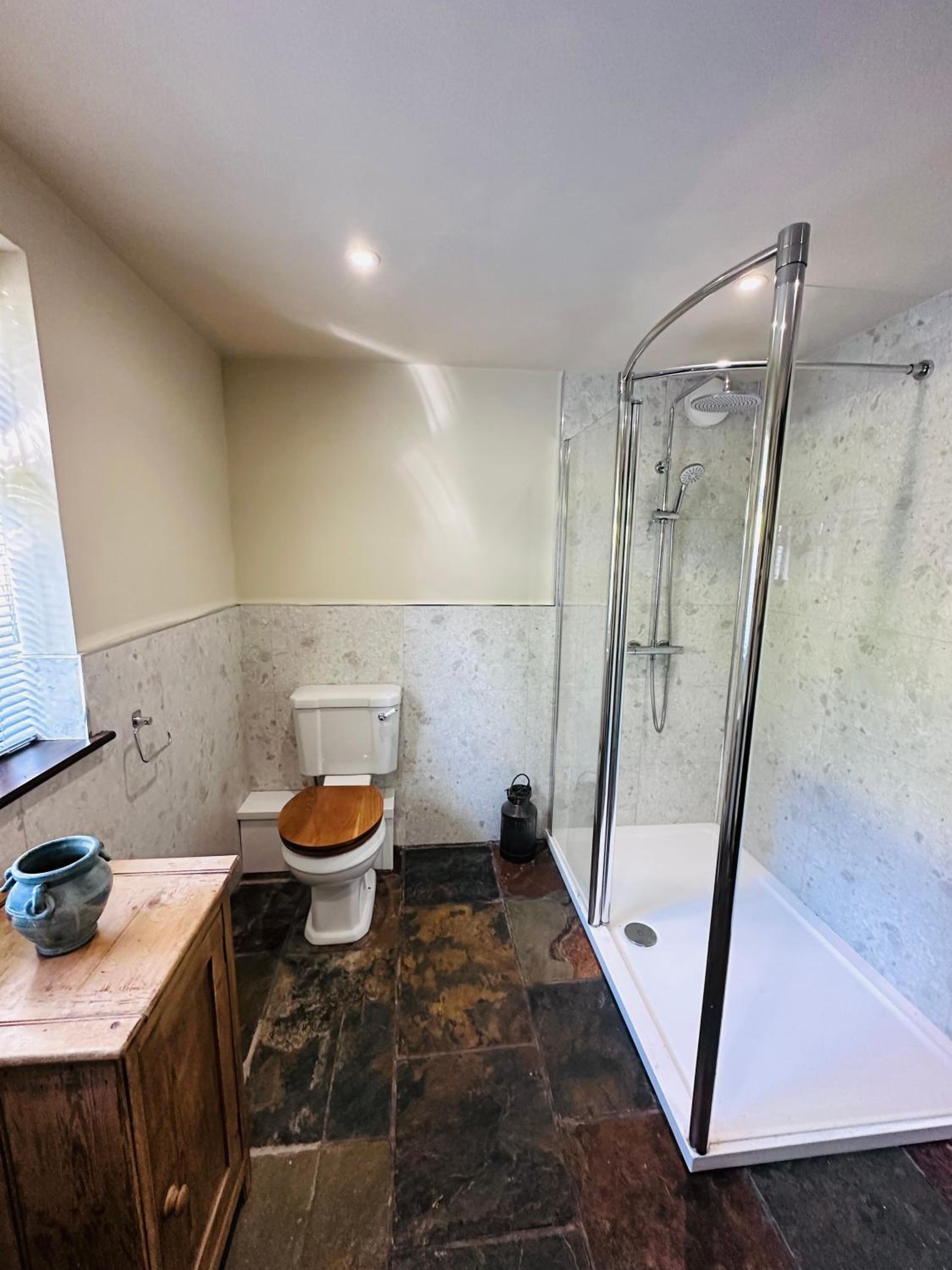 Luxe Farmhouse Getaway in Carmarthenshire