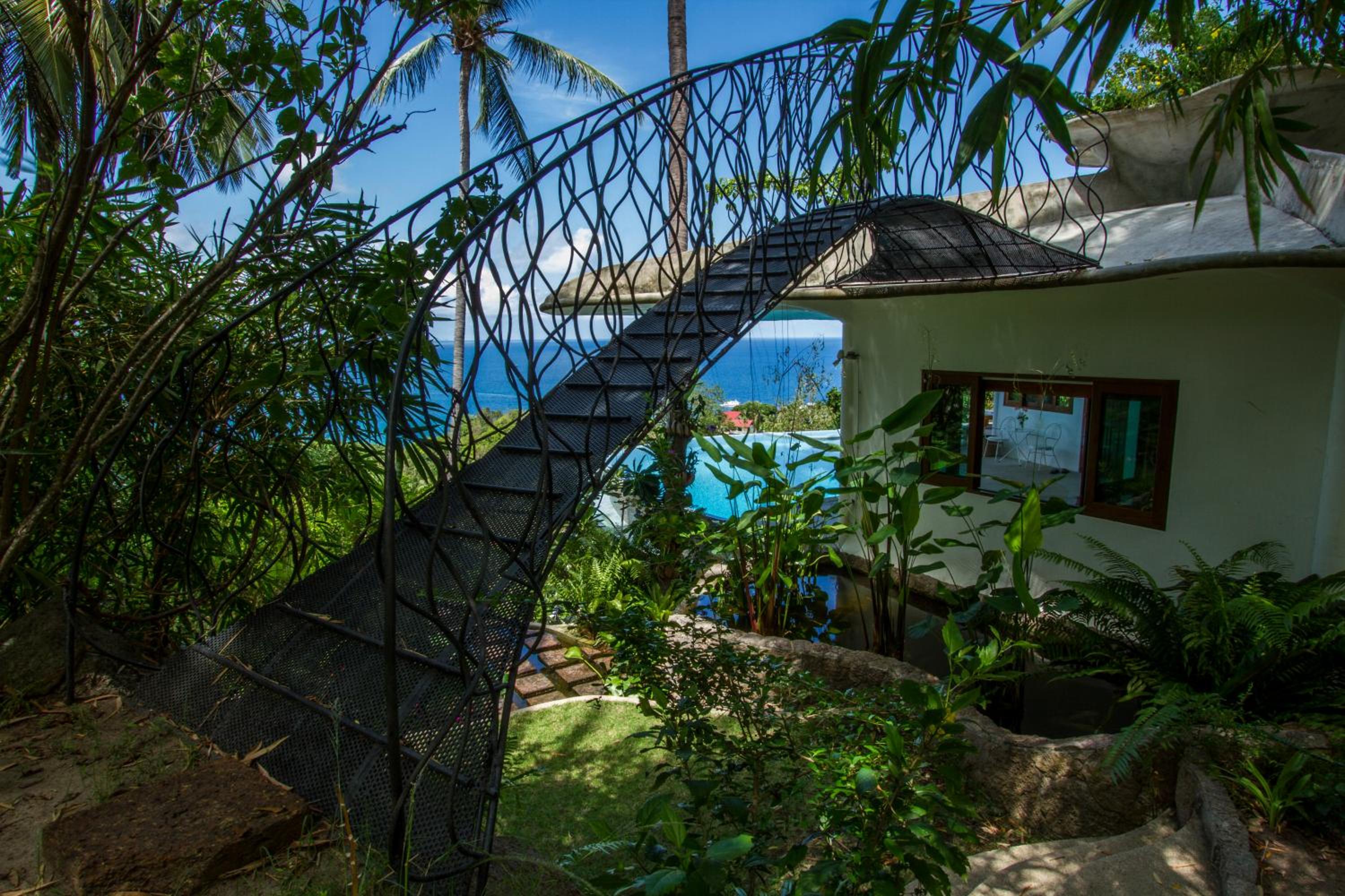 Monkey Flower Villas