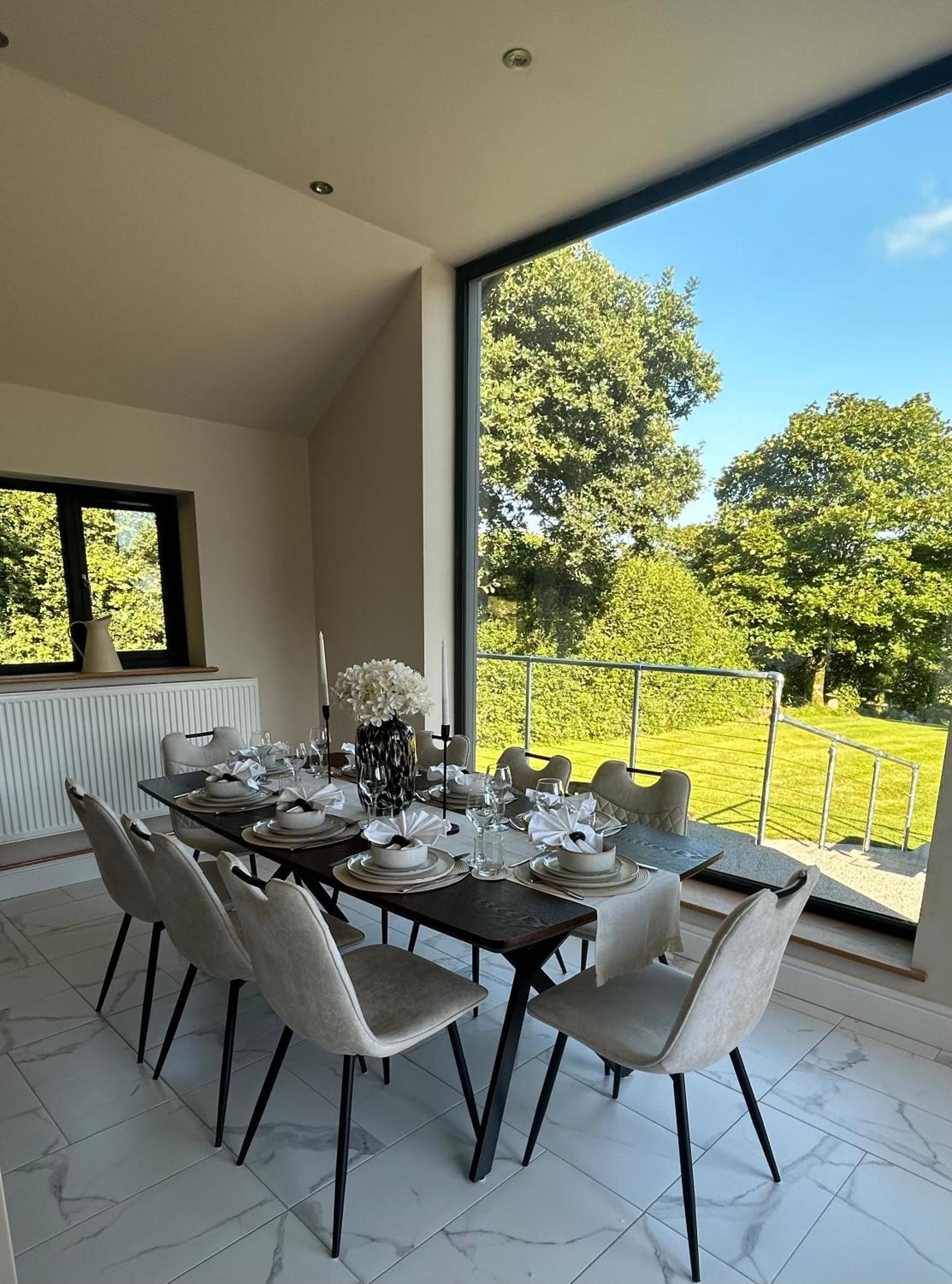 Luxe Farmhouse Getaway in Carmarthenshire