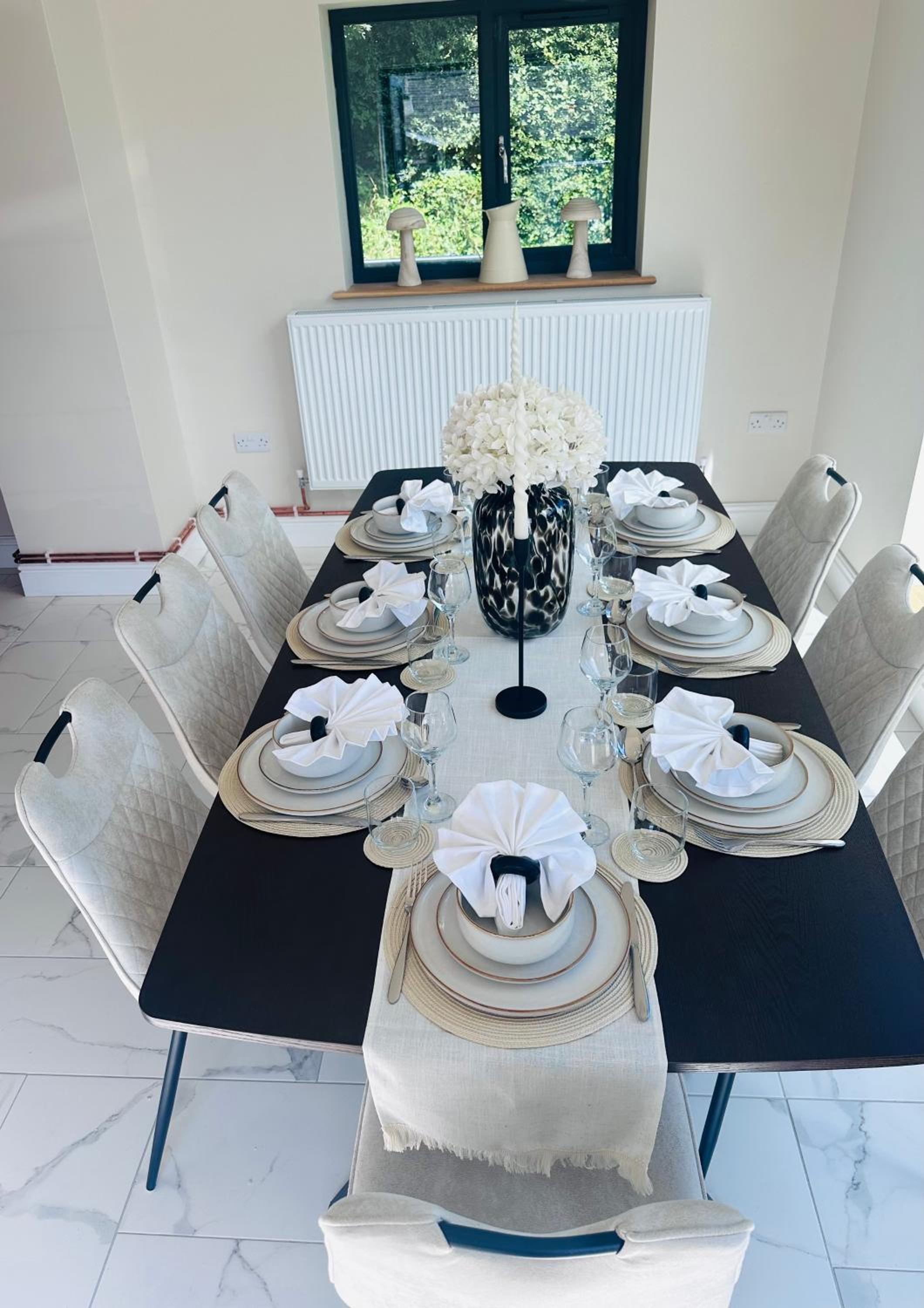 Luxe Farmhouse Getaway in Carmarthenshire