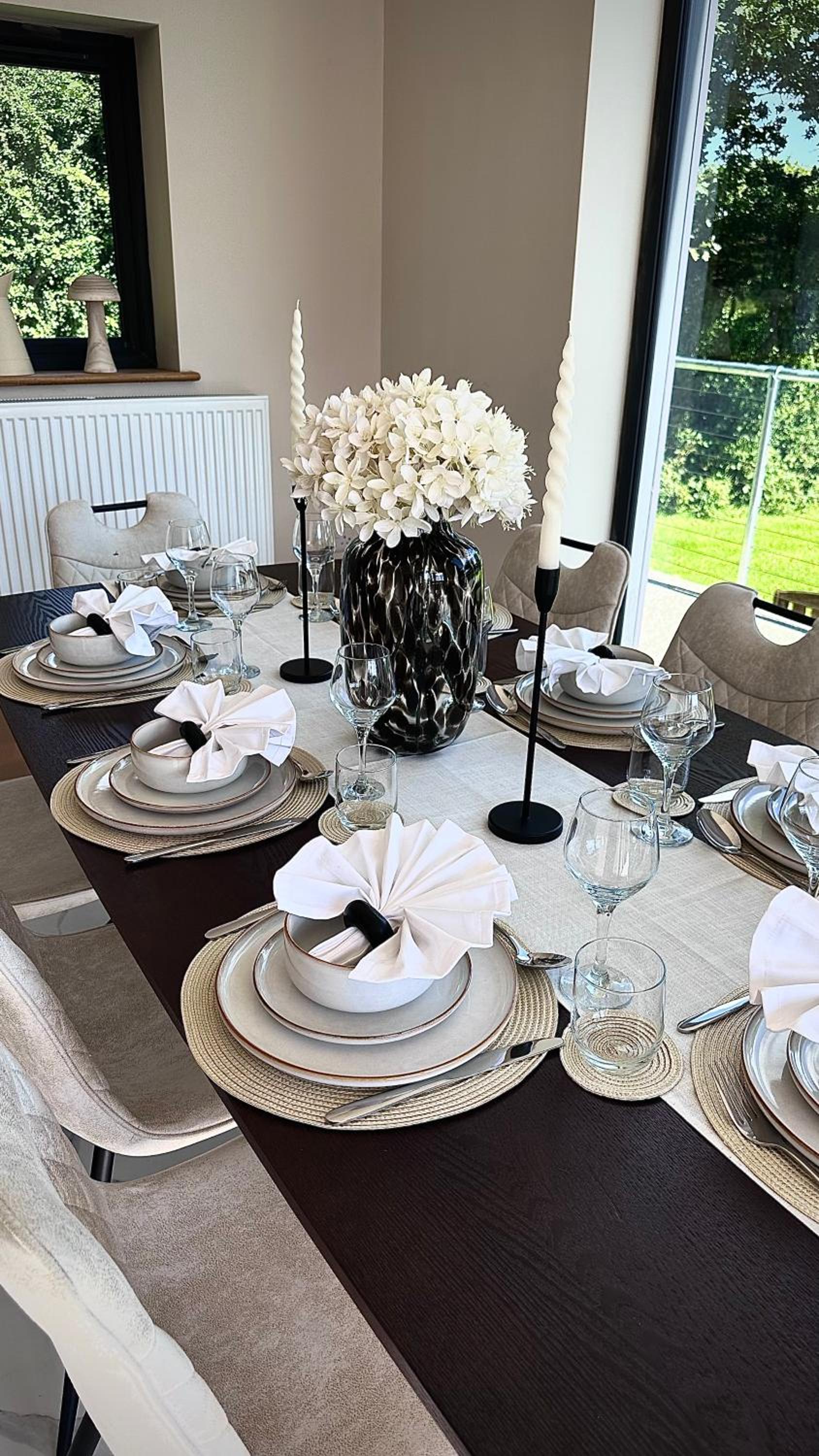 Luxe Farmhouse Getaway in Carmarthenshire