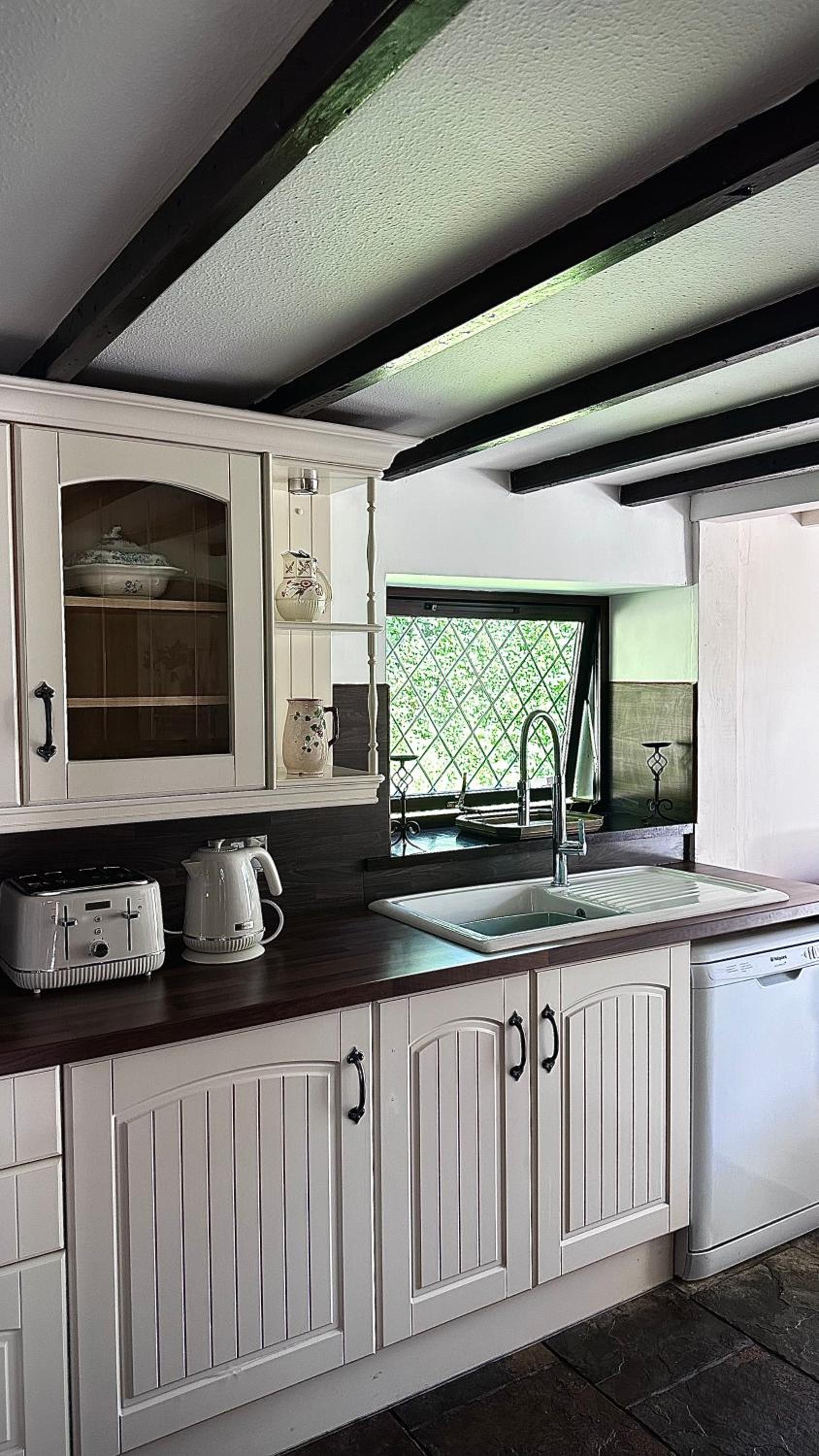 Luxe Farmhouse Getaway in Carmarthenshire