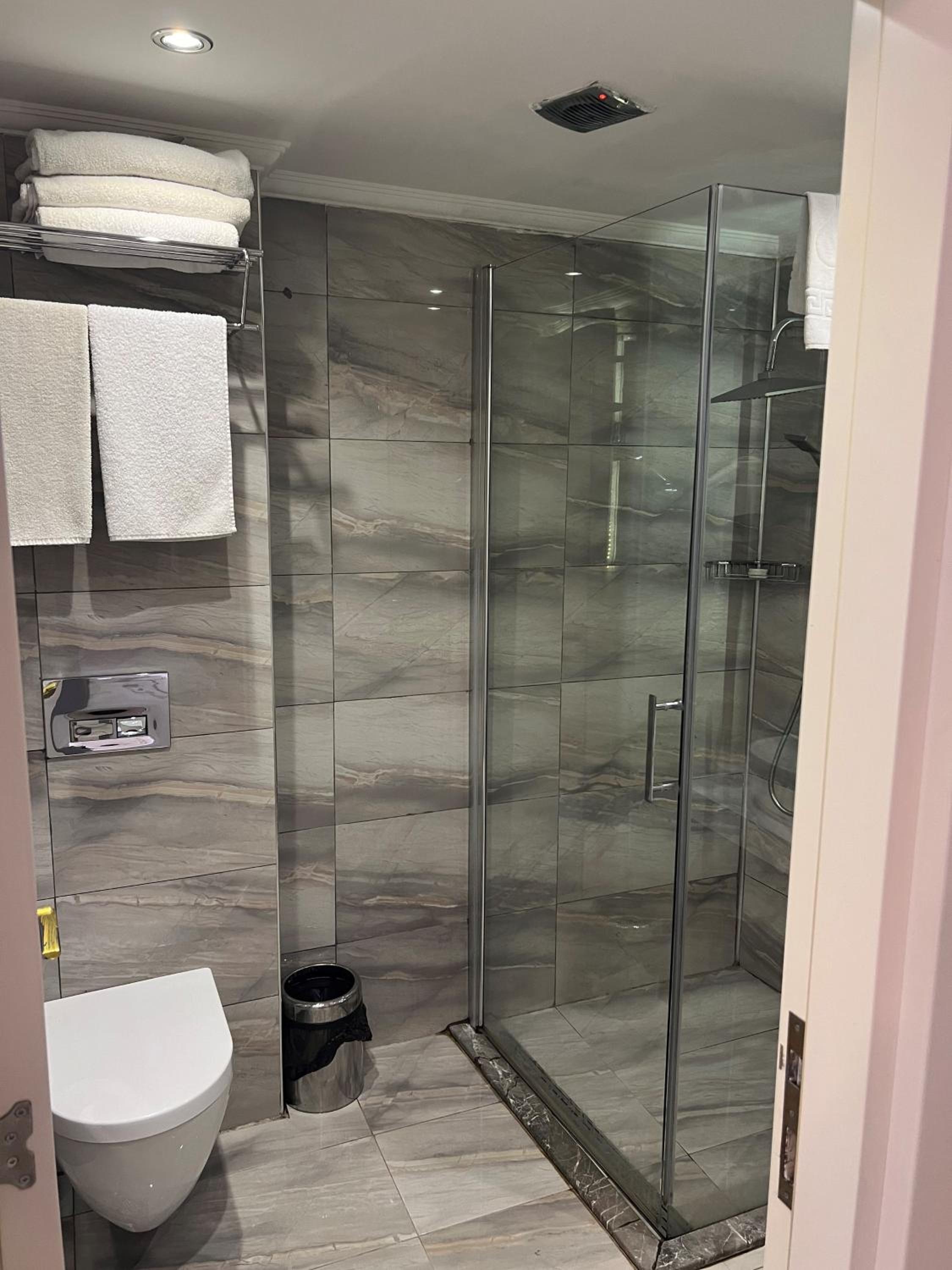 The Constantine Otel - Image 26