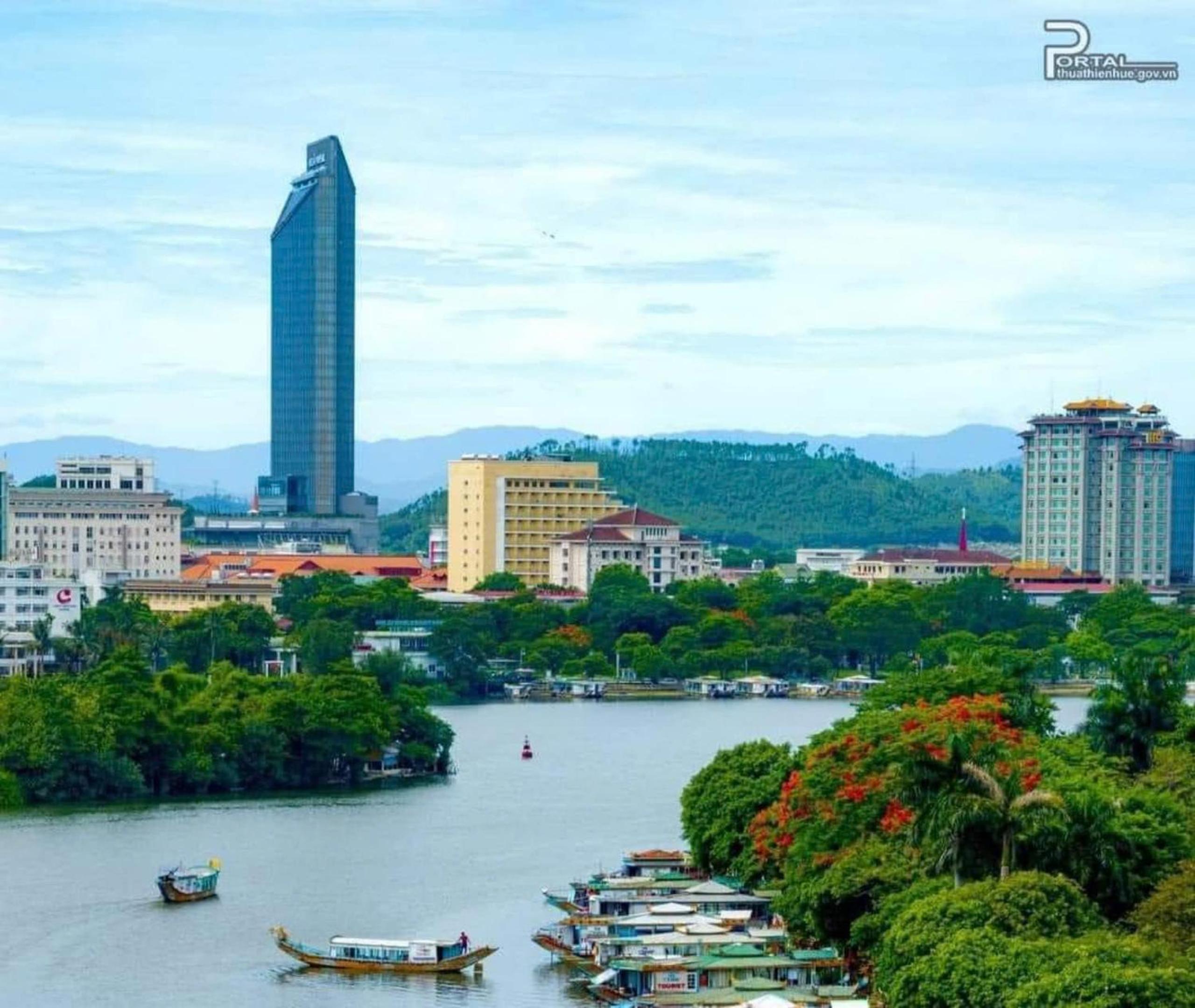 Perfume Homestay Huế