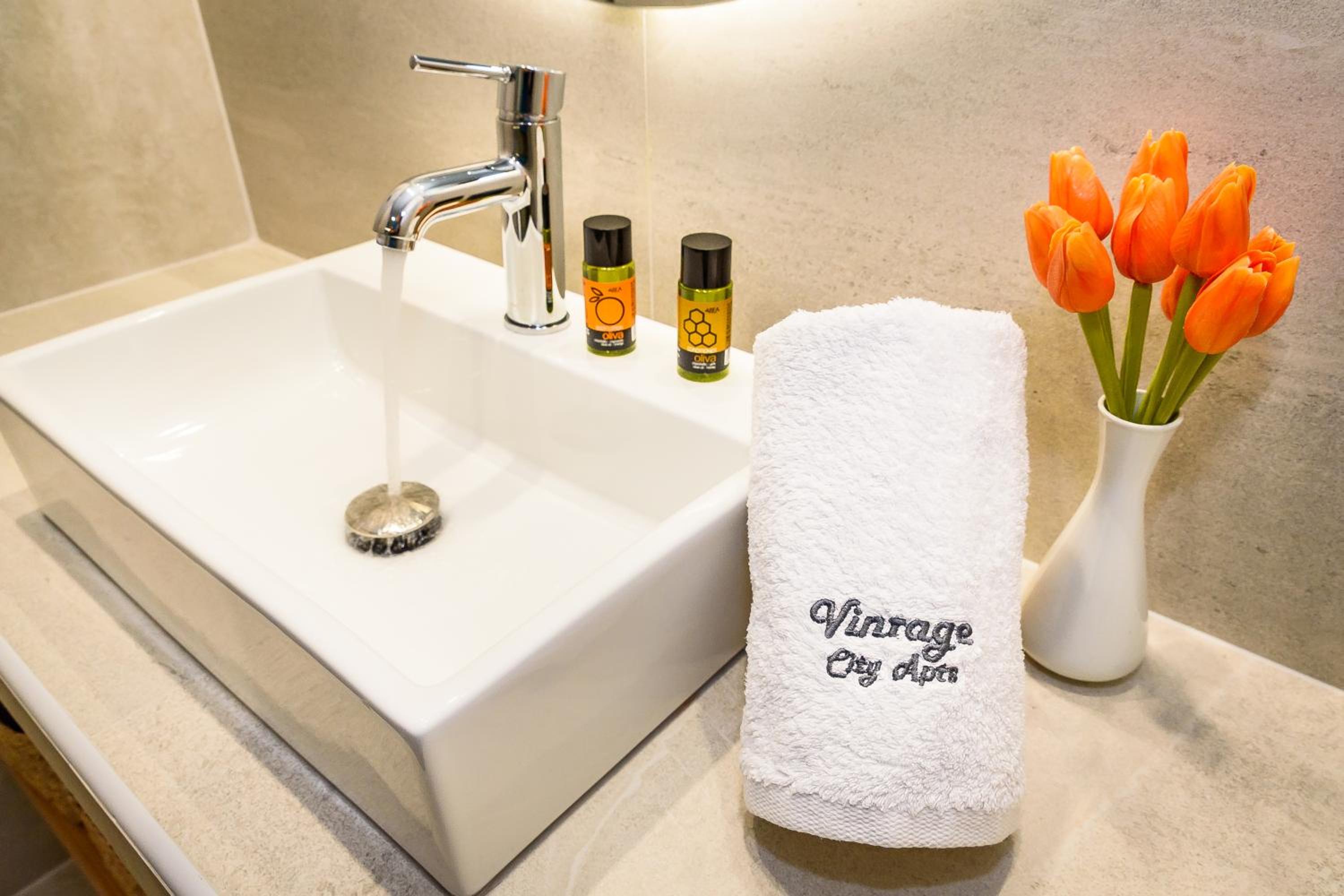 Photo 68