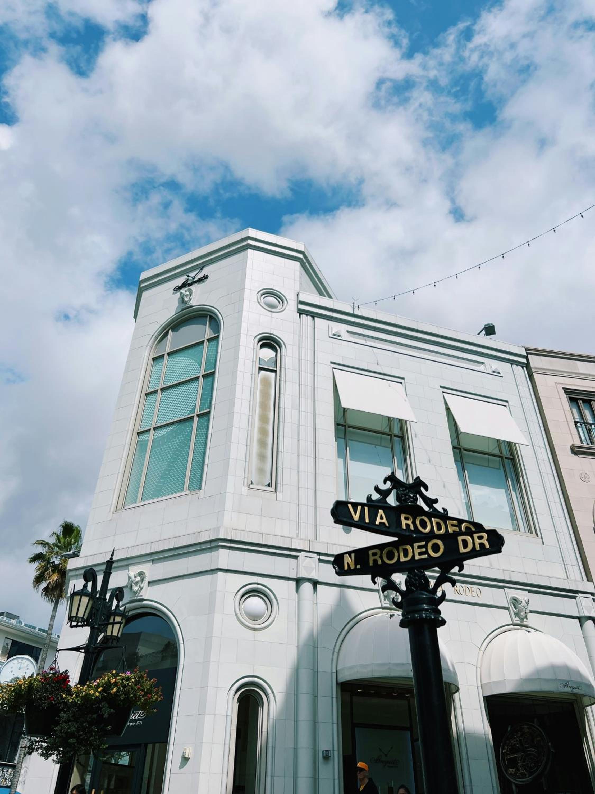Hollywood CHIC Studio with FREE parking