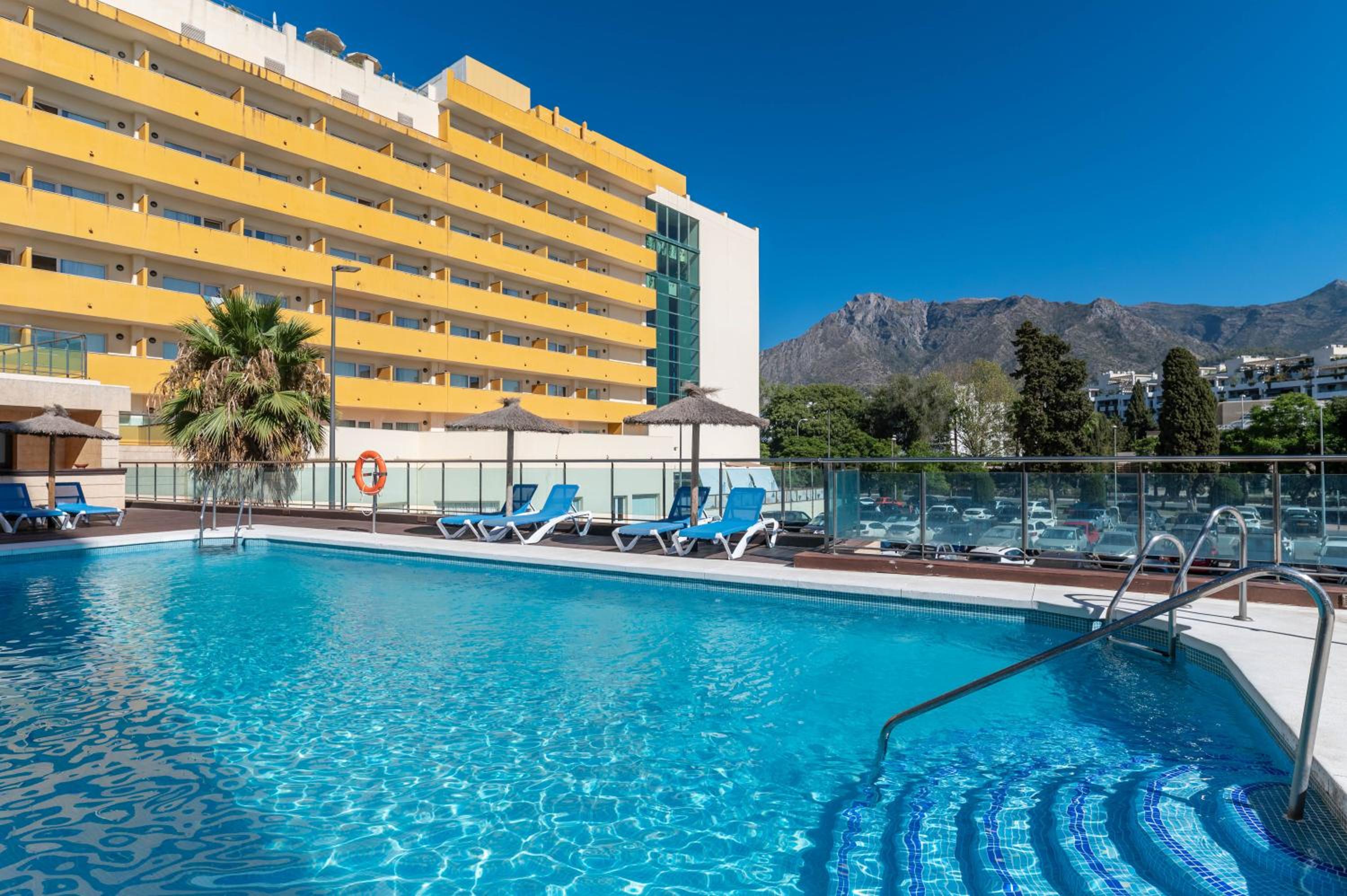 Marbella Vacations - VACATION MARBELLA I The Sunrise Golden Mile Flat, Next to Convention Center, Recently Refurbished, Prime Location, 300m to the BEACH - Property Image 20