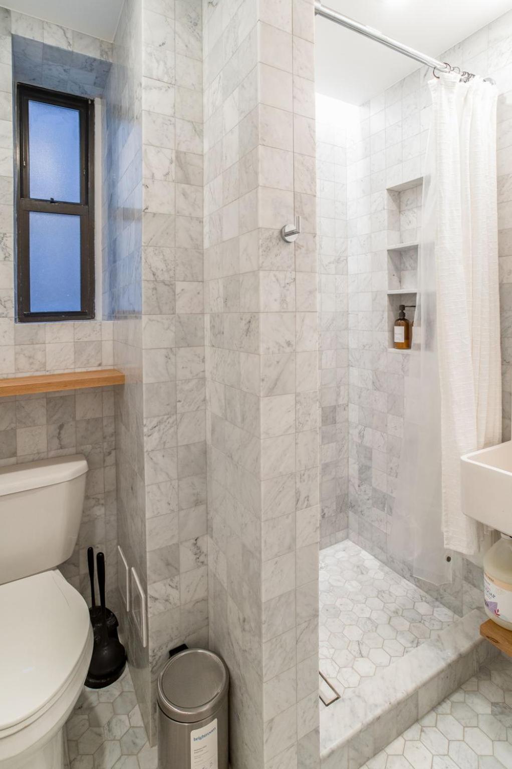 Stylish 2BR 1Bath escape located near Washington Square Park and Greenwich Village