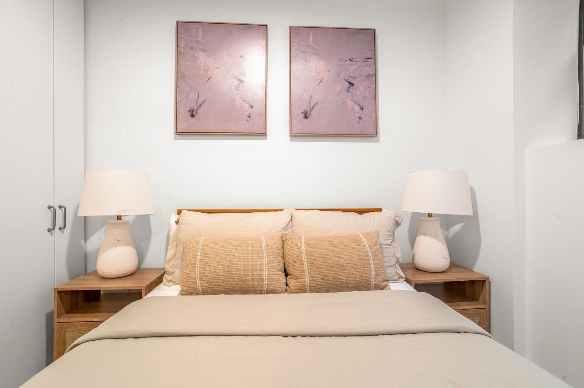 Stylish 2BR 1Bath escape located near Washington Square Park and Greenwich Village