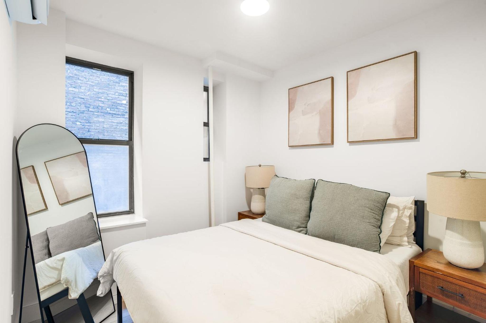 Stylish 2BR 1Bath escape located near Washington Square Park and Greenwich Village