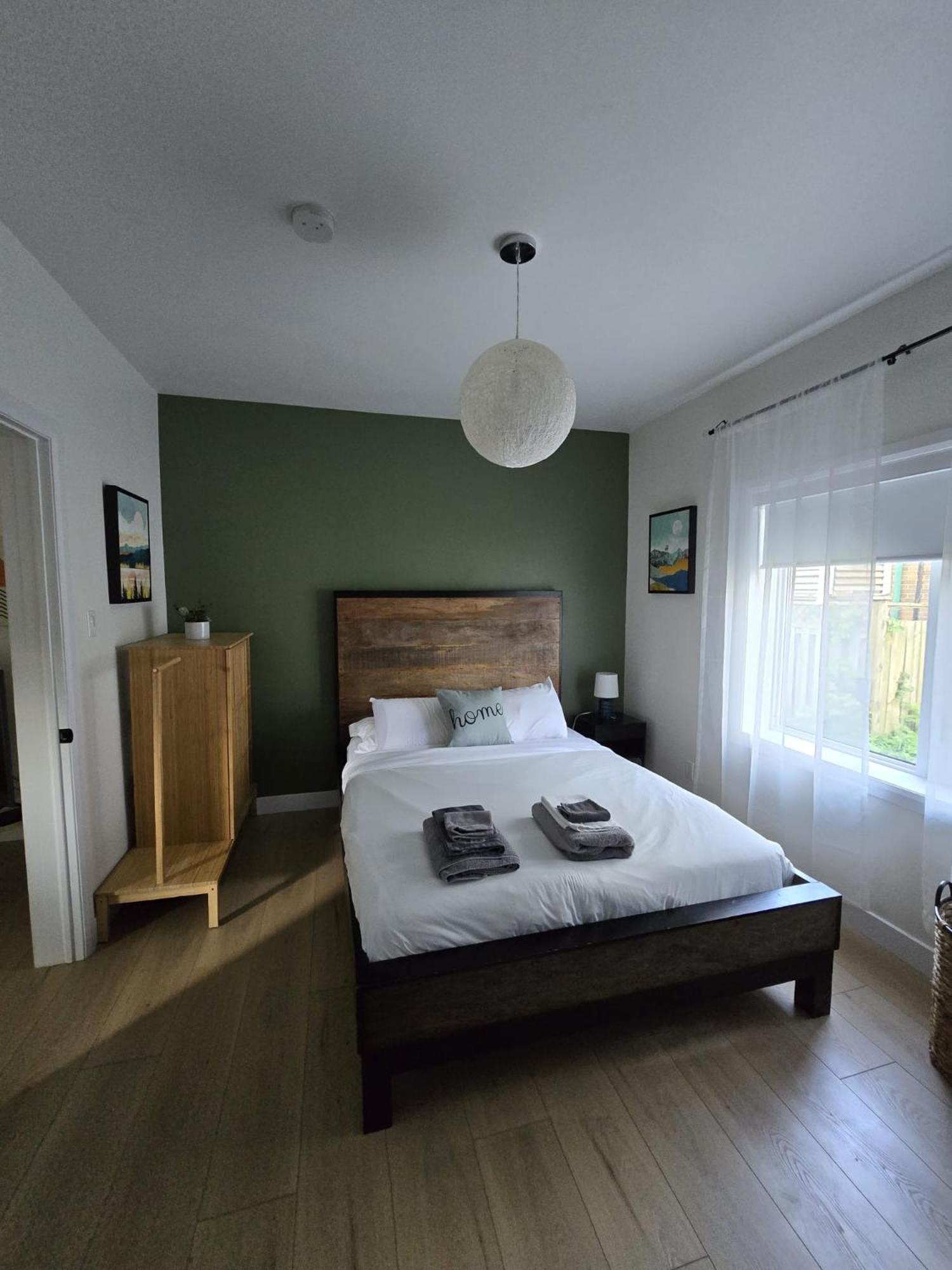 The Rozenvain Suite